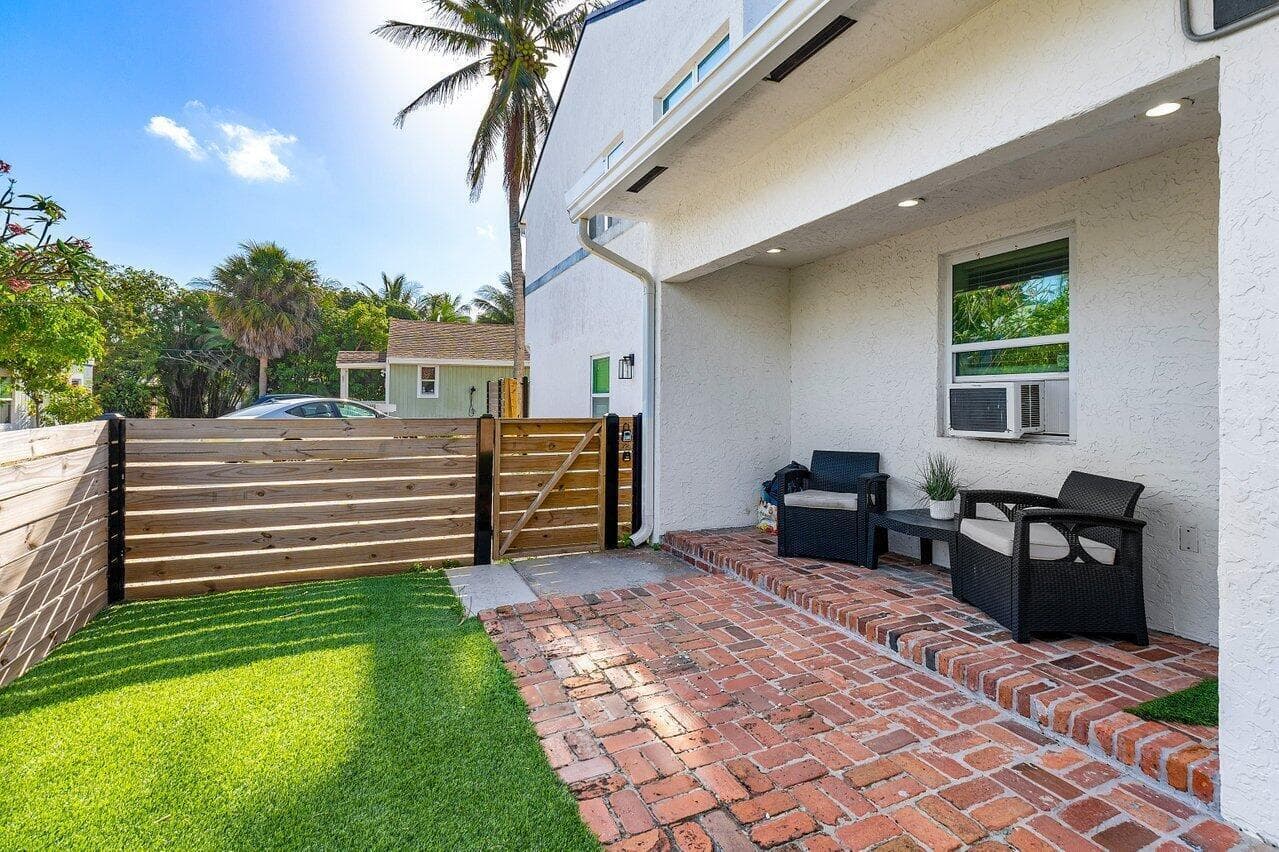 4603 N Ocean Boulevard, Boynton Beach, FL 33435 8
