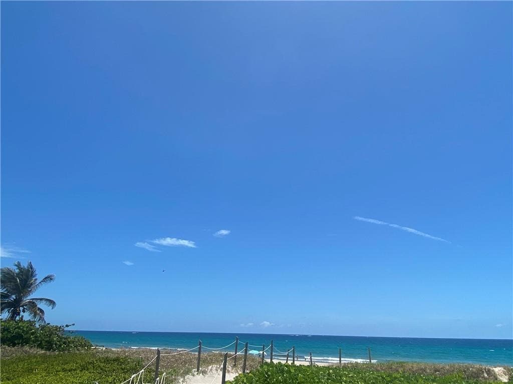 333 NE 21st Avenue 318, Deerfield Beach, FL 33441 24