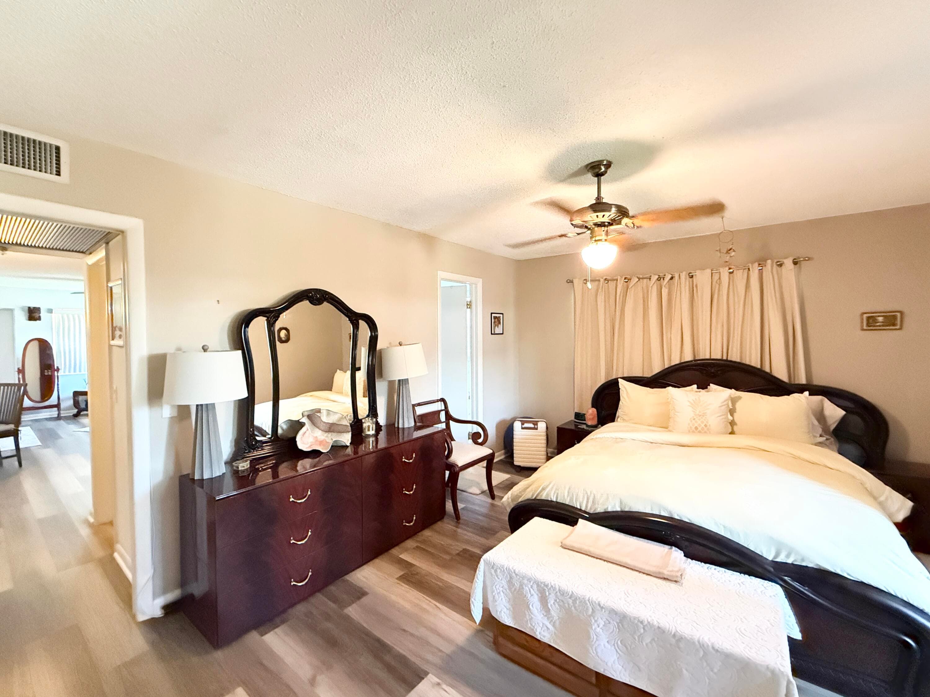228 Canterbury J, West Palm Beach, FL 33417 10