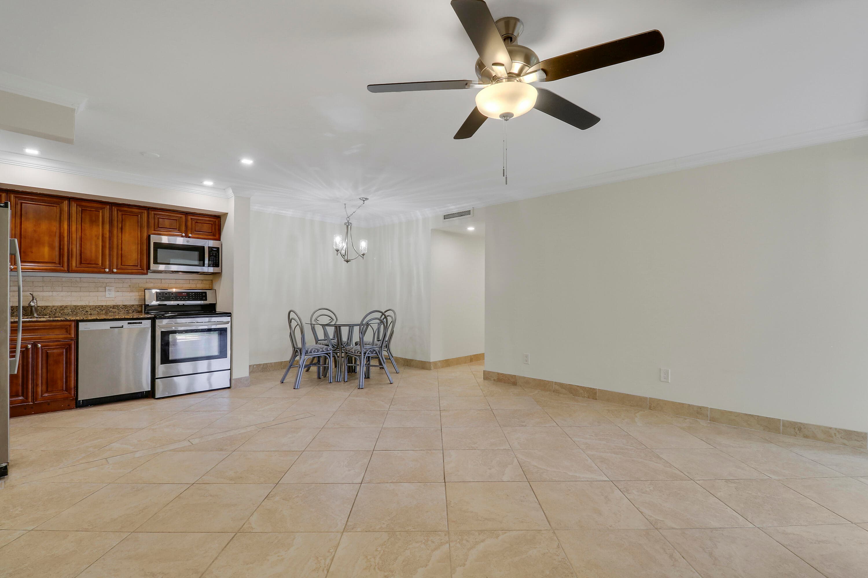 1111 Duncan Circle 104, Palm Beach Gardens, FL 33418 12
