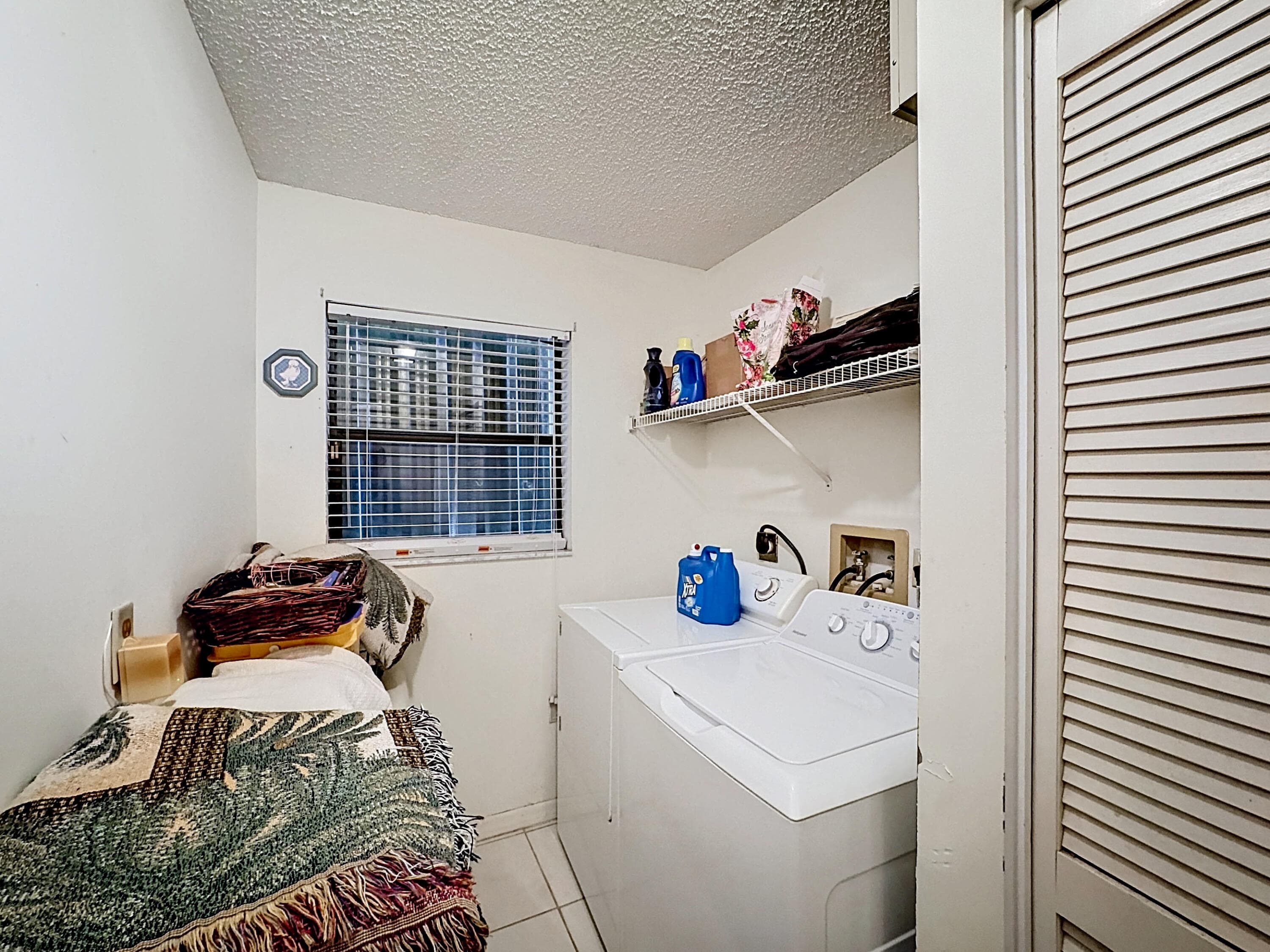 12821 N 86th Rd Road N, The Acreage, FL 33412 43