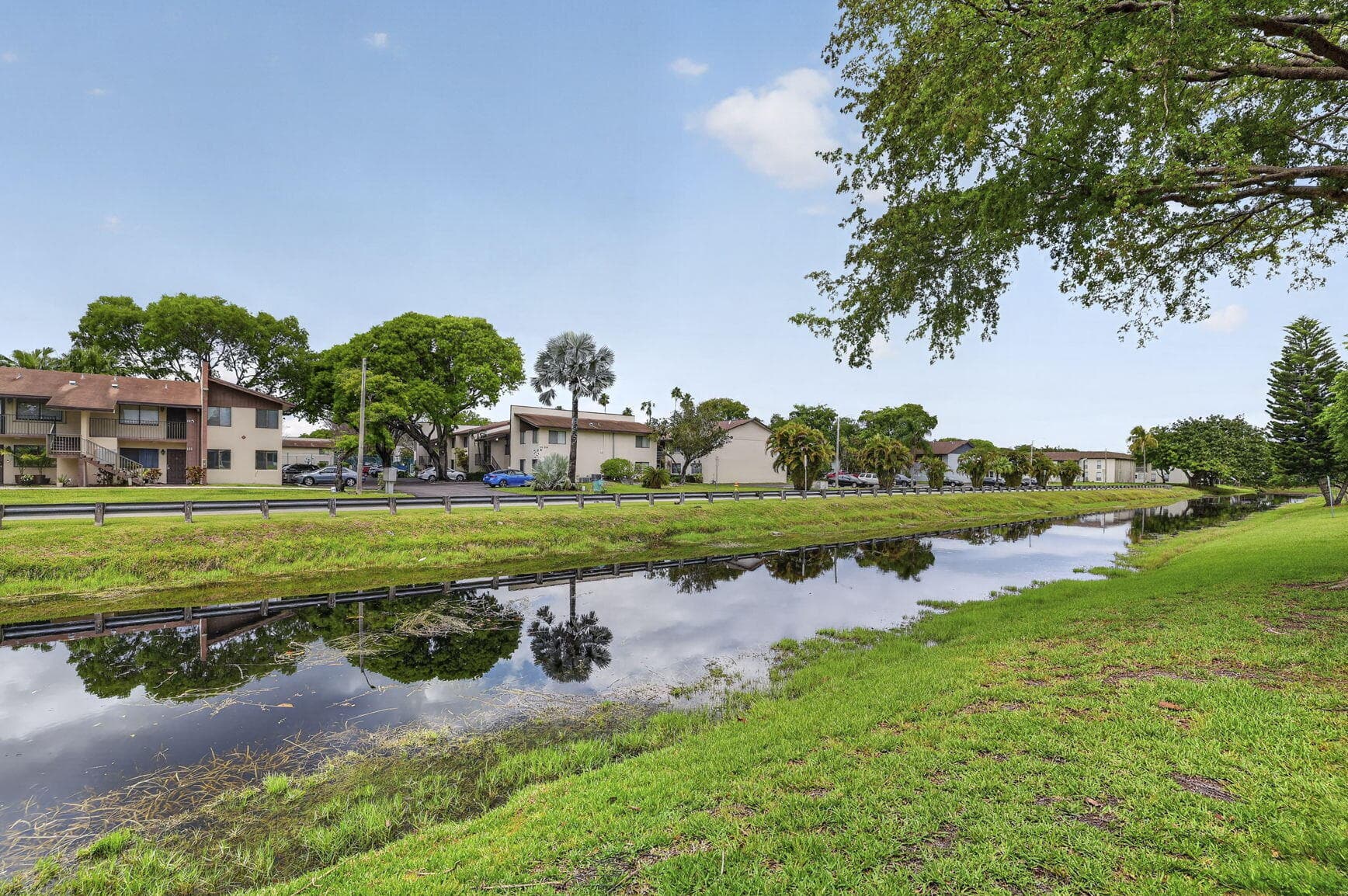 153 W Hemingway Circle W, Margate, FL 33063 27
