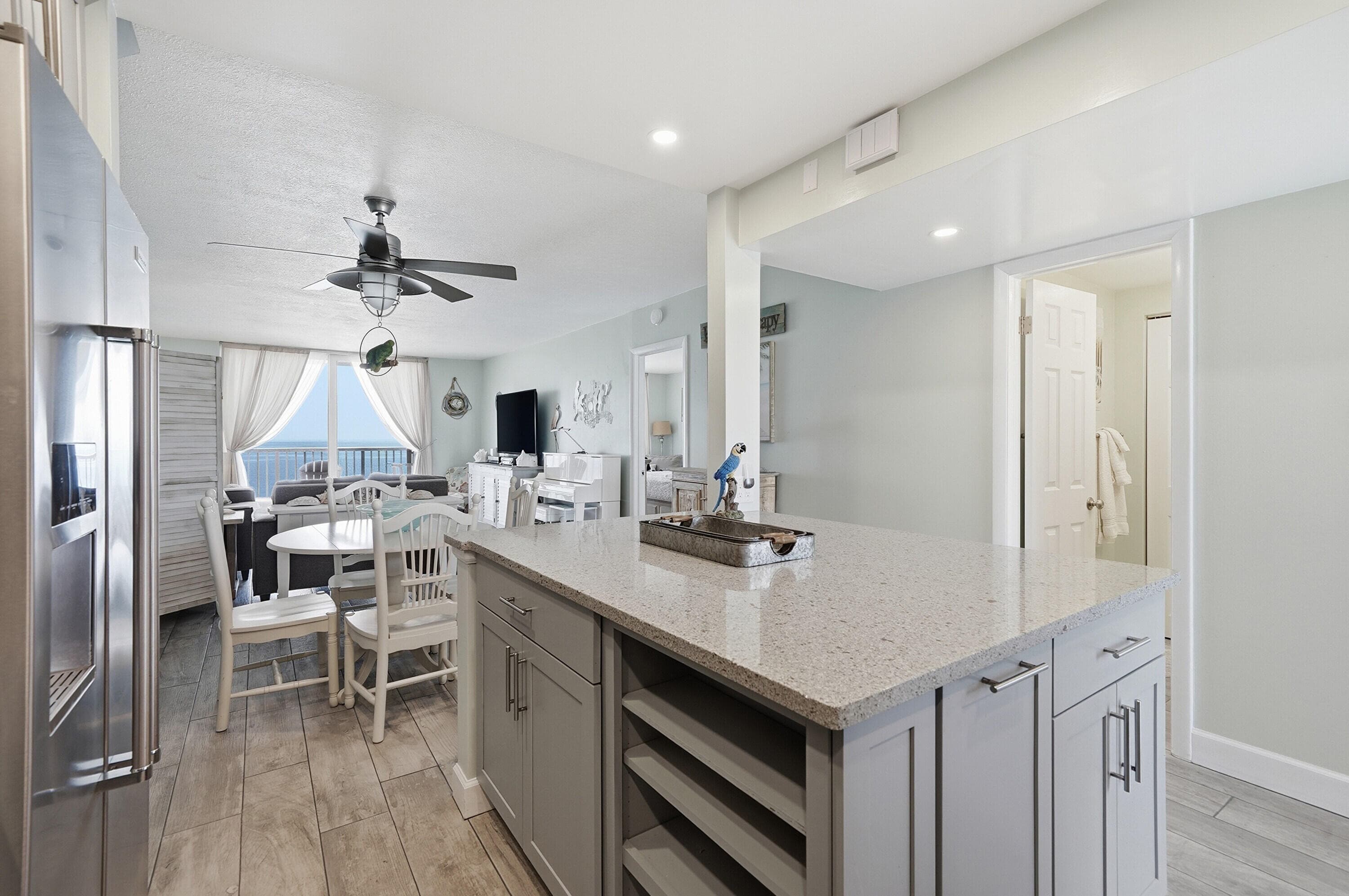 400 N Surf Road 704, Hollywood, FL 33019 4