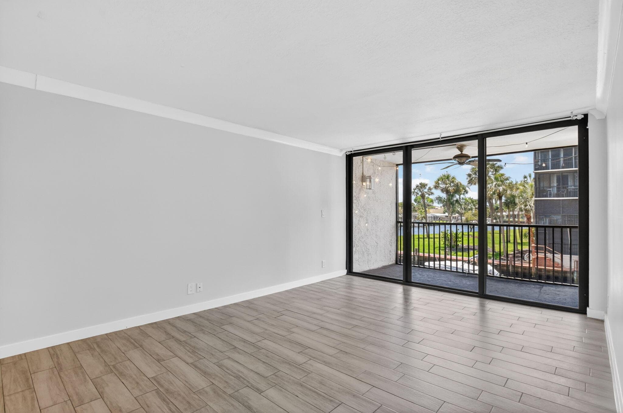 8 Royal Palm Way 203, Boca Raton, FL 33432 12