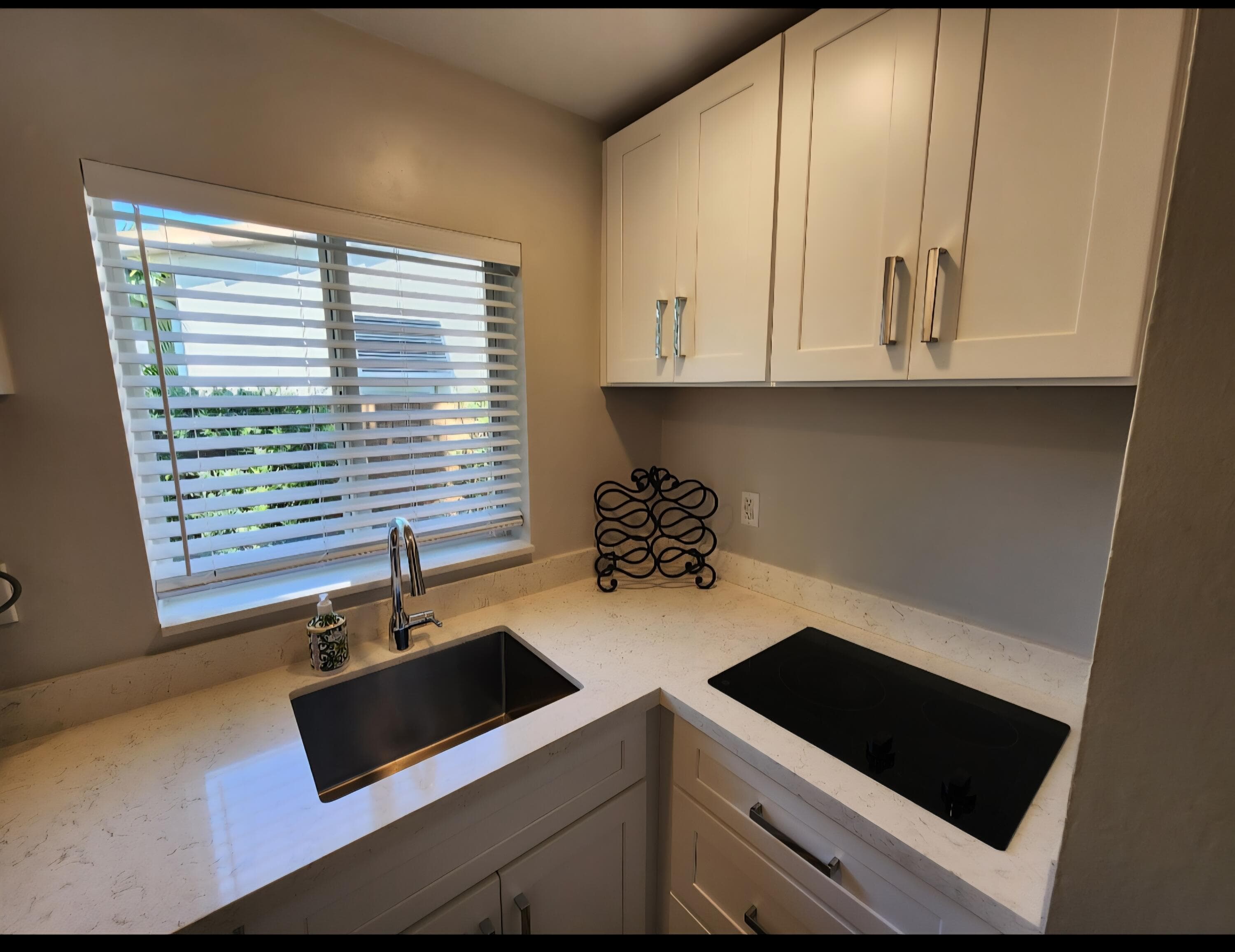 1207 NE 12th Avenue, Fort Lauderdale, FL 33304 25