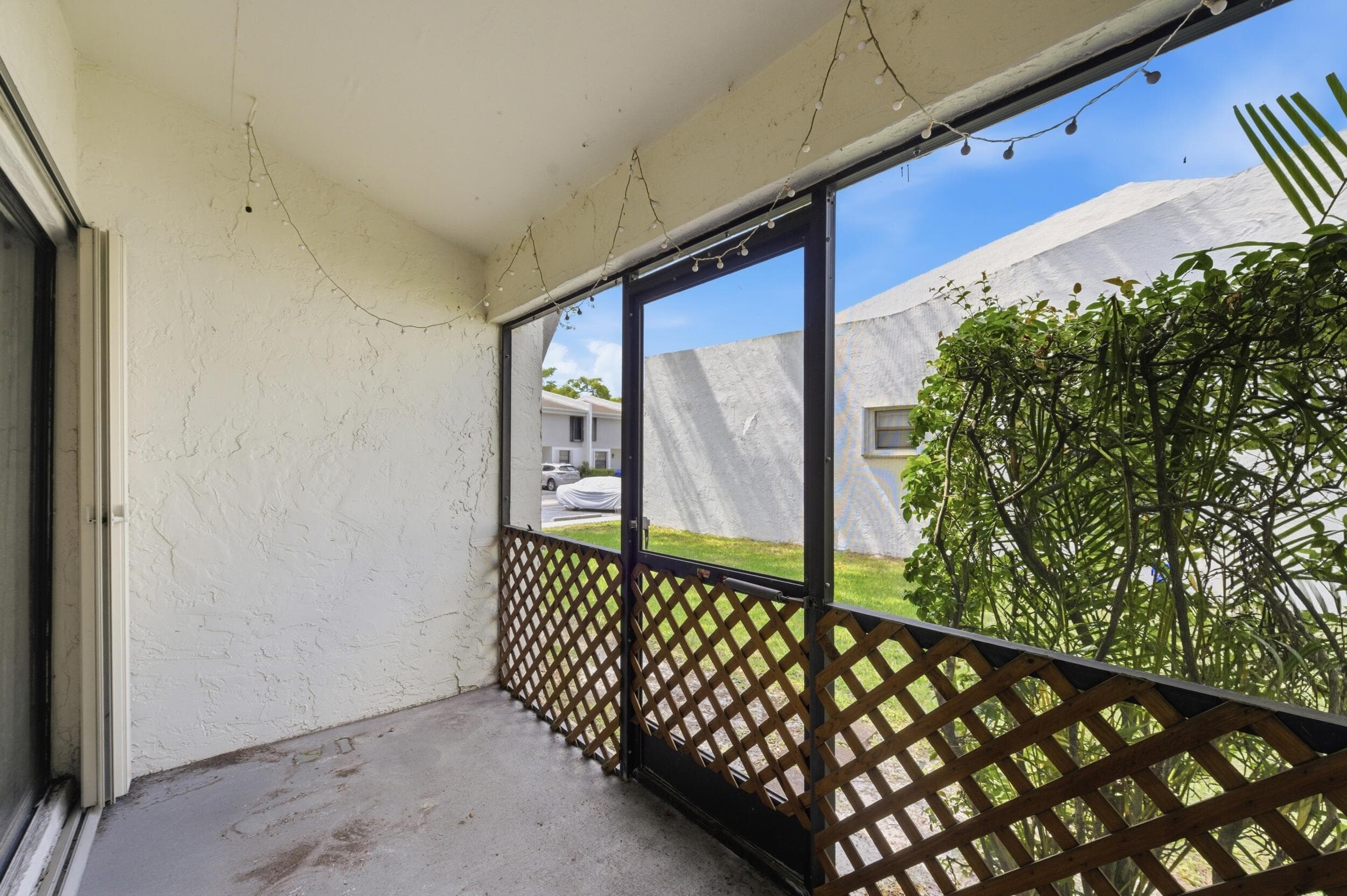 1097 NW 98th Terrace 110, Pembroke Pines, FL 33024 7