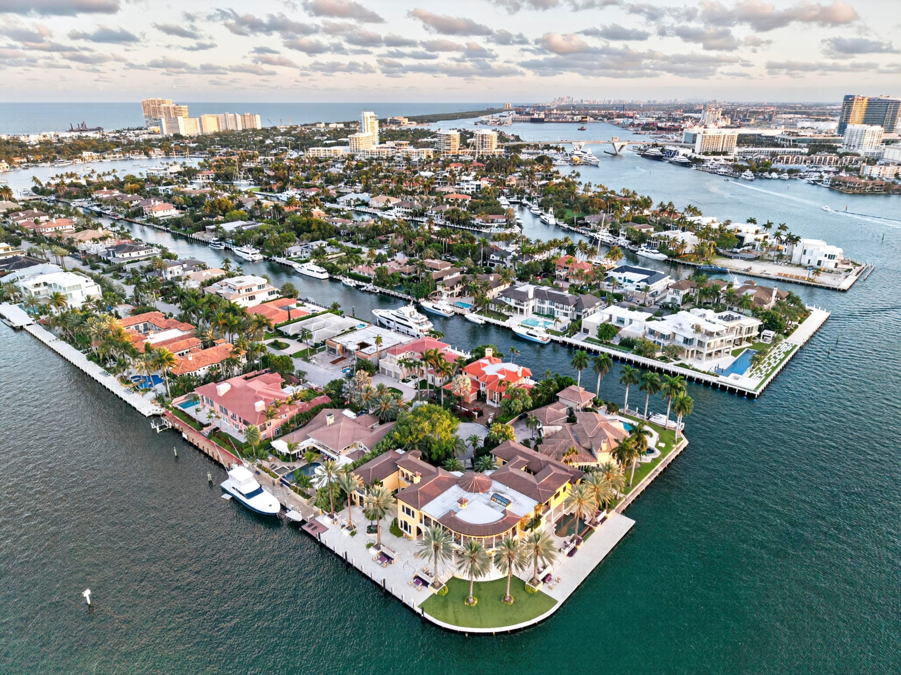 1 Isla Bahia Drive, Fort Lauderdale, FL 33316 98