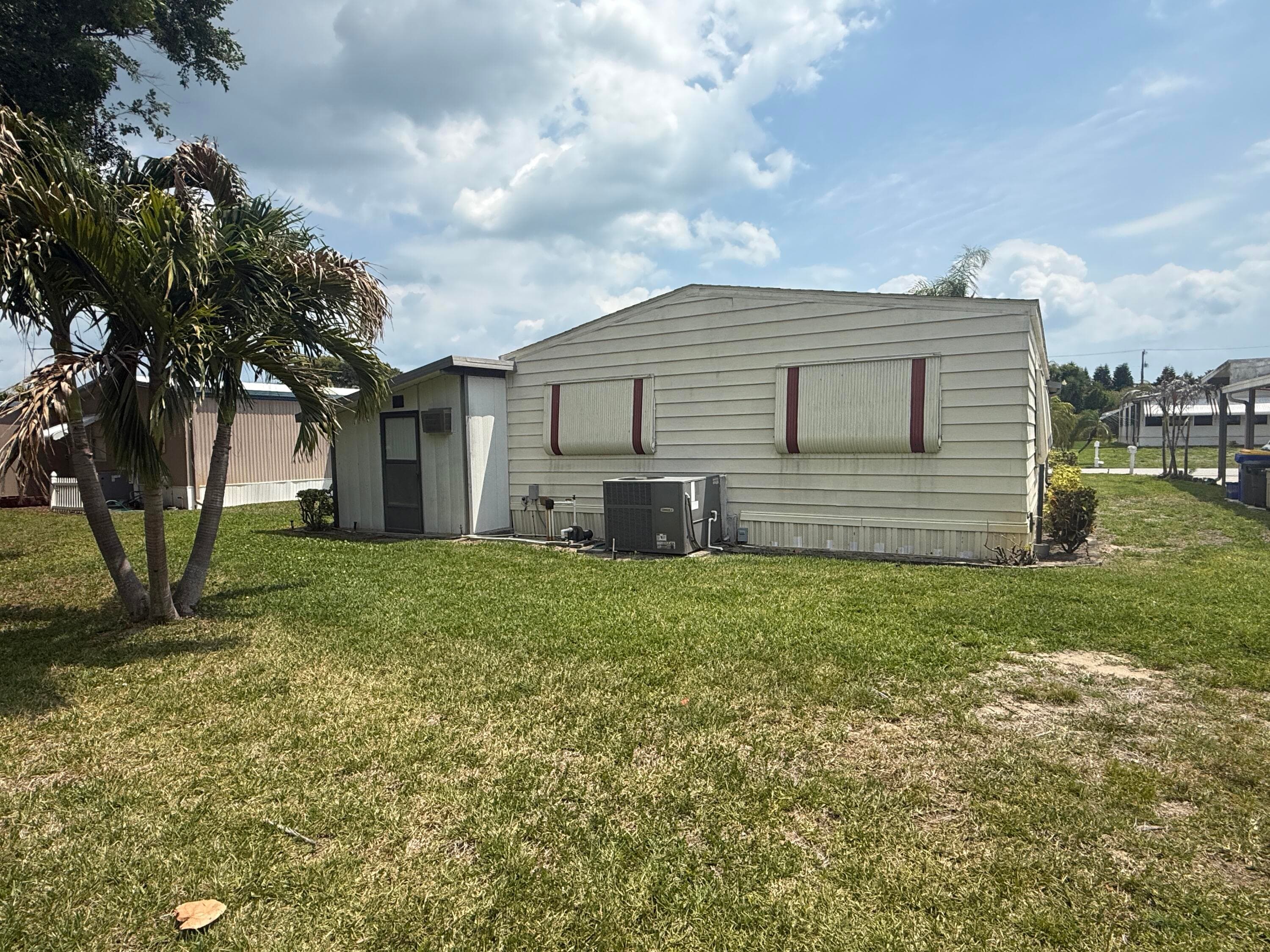 8044 SE Patriot Avenue, Hobe Sound, FL 33455 33