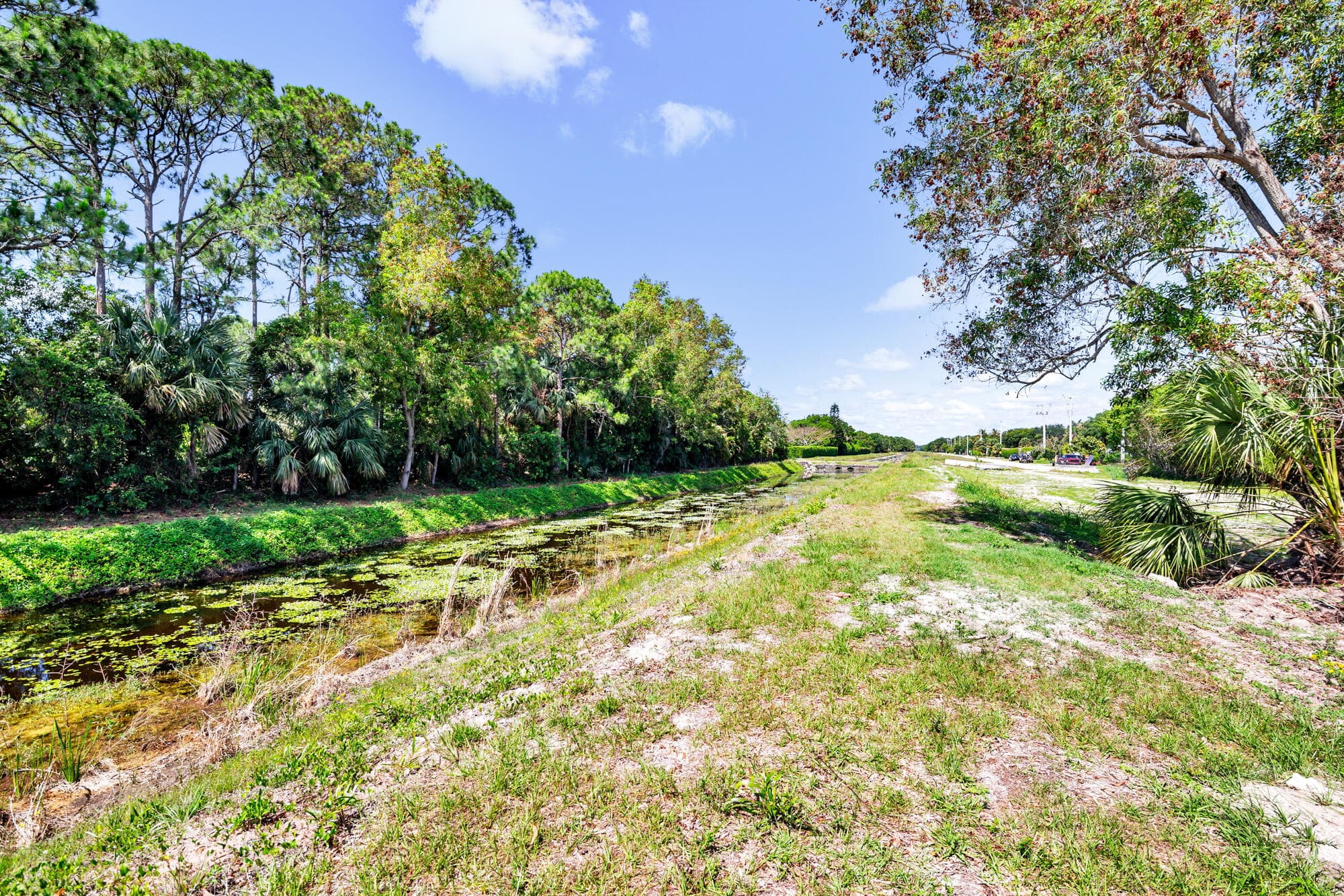 159th Court N, FL 16