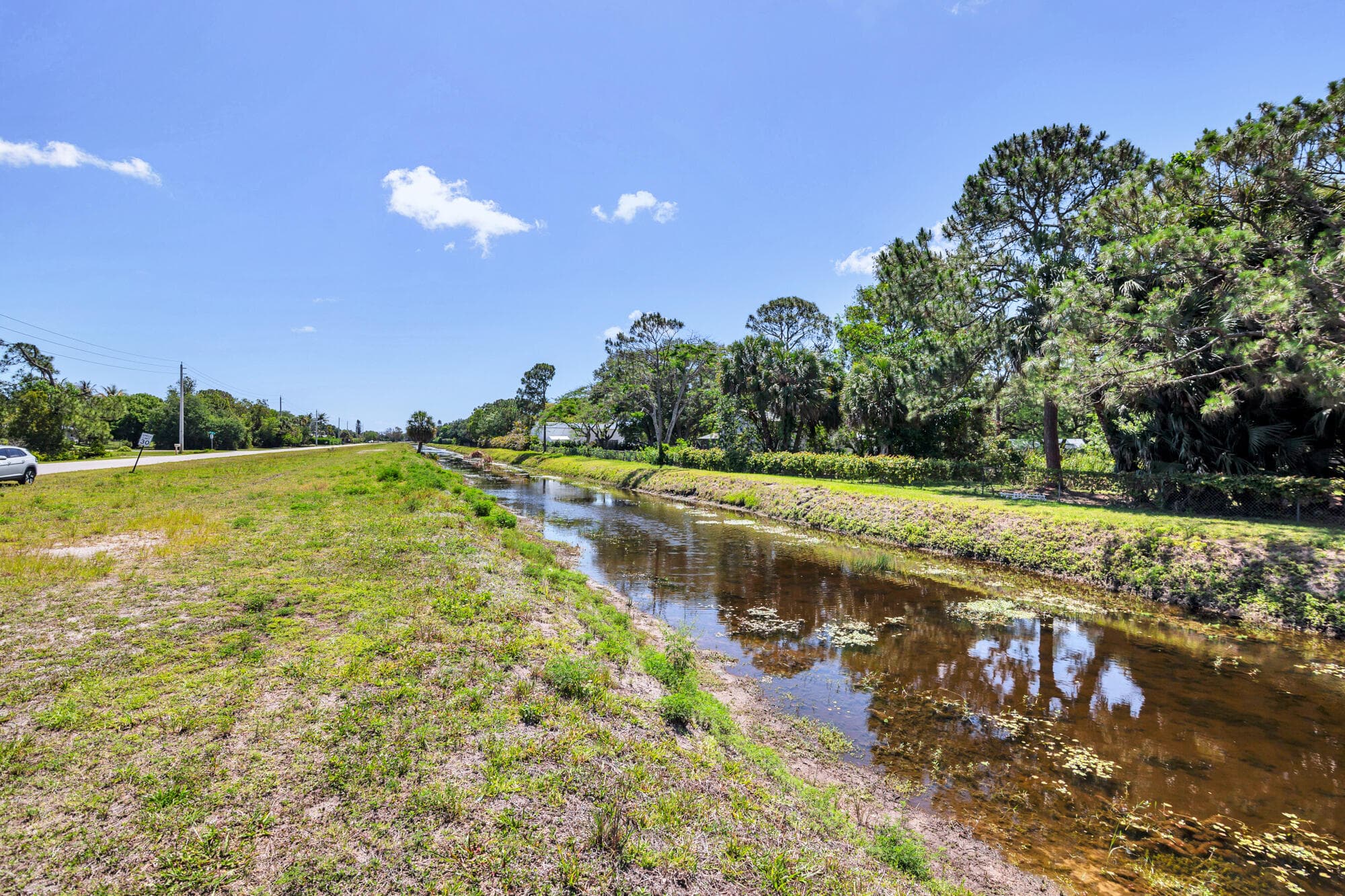 159th Court N, FL 43
