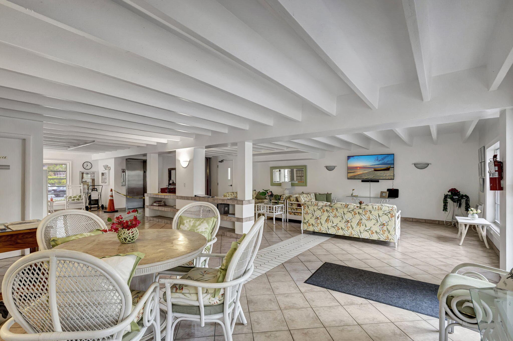 4001 S Ocean Boulevard 111, Palm Beach, FL 33480 14
