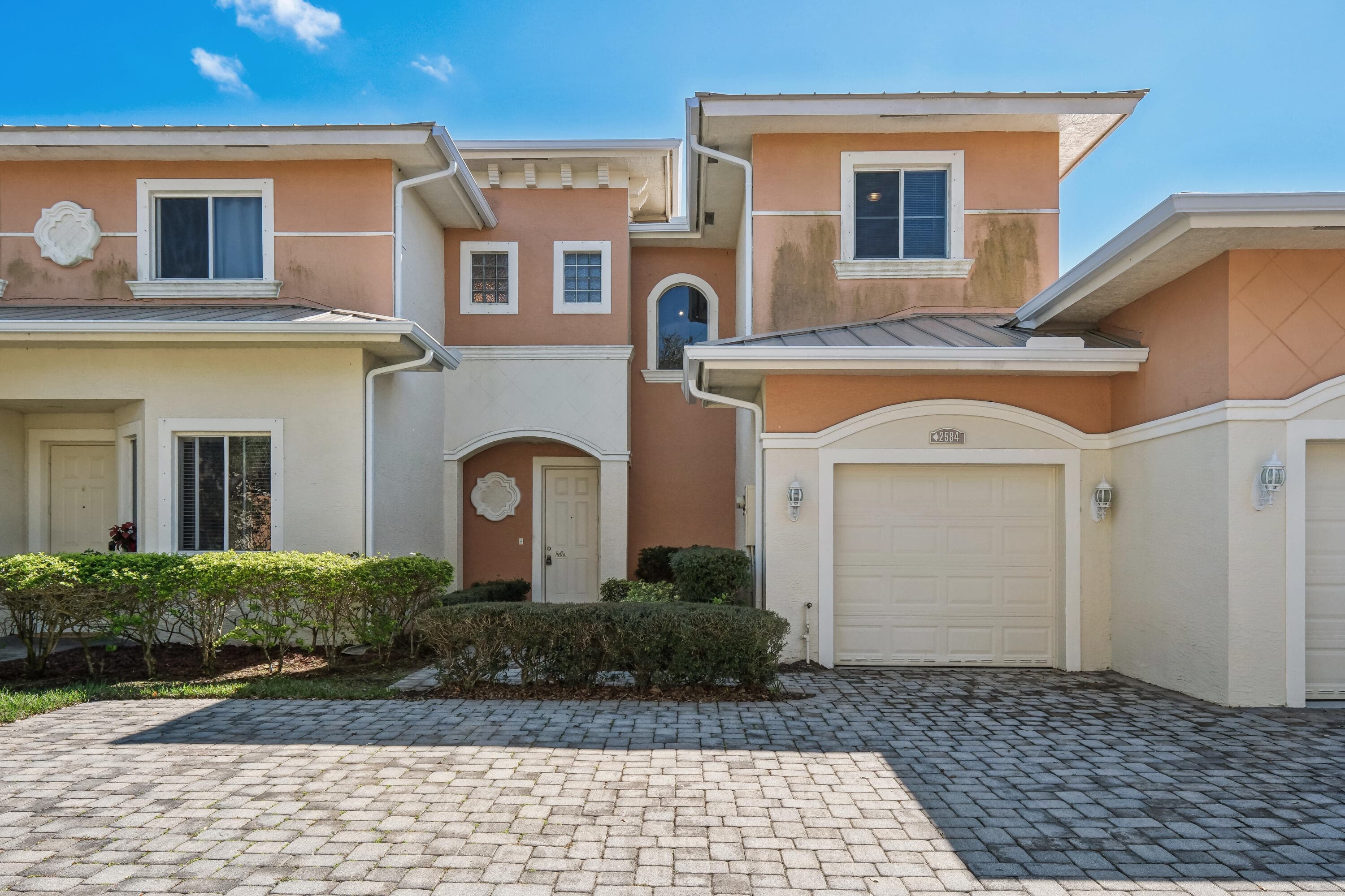 2584 SW Stockbridge Sq Square SW, Vero Beach, FL 32962