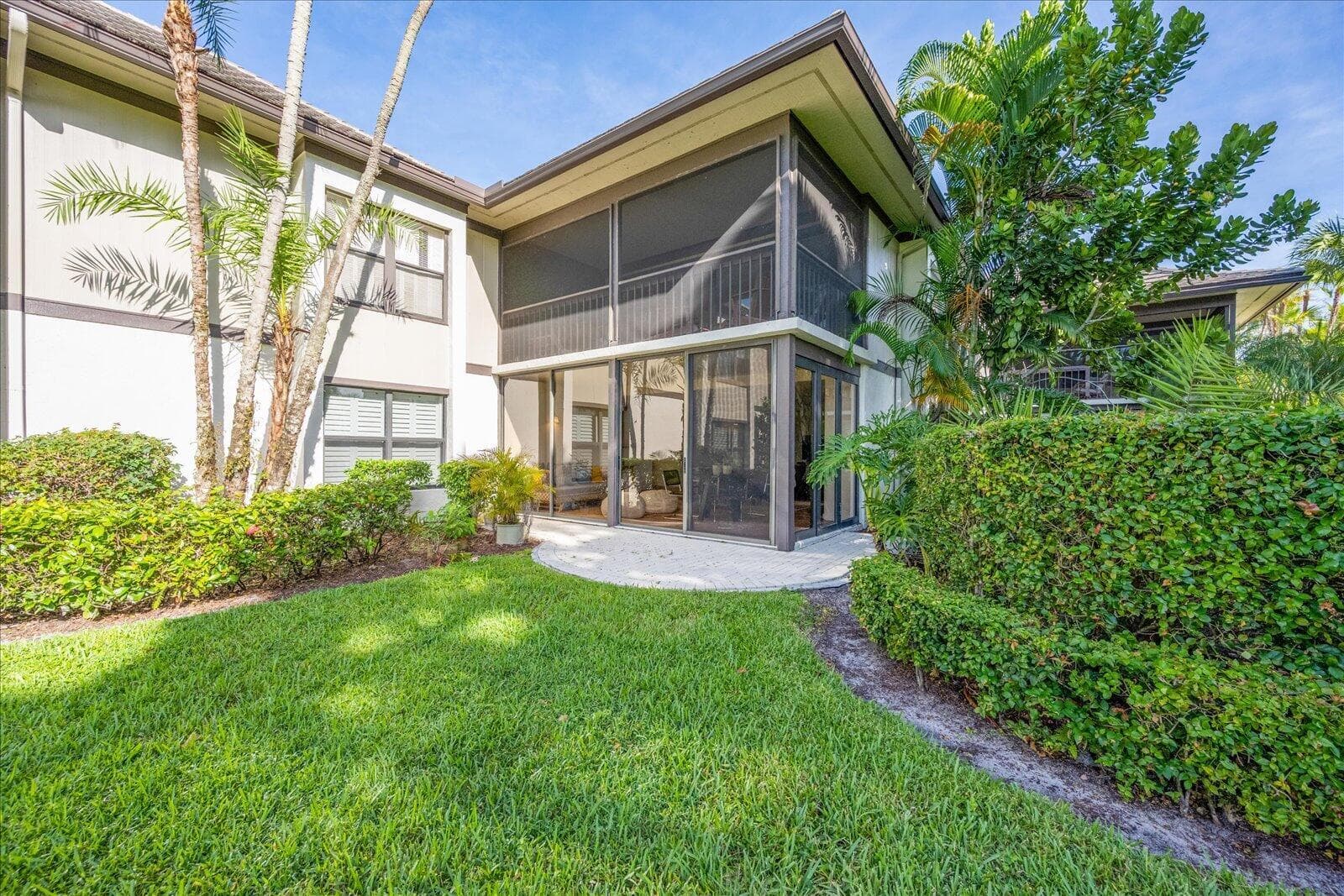 13307 Polo Club Road C106, Wellington, FL 33414 25