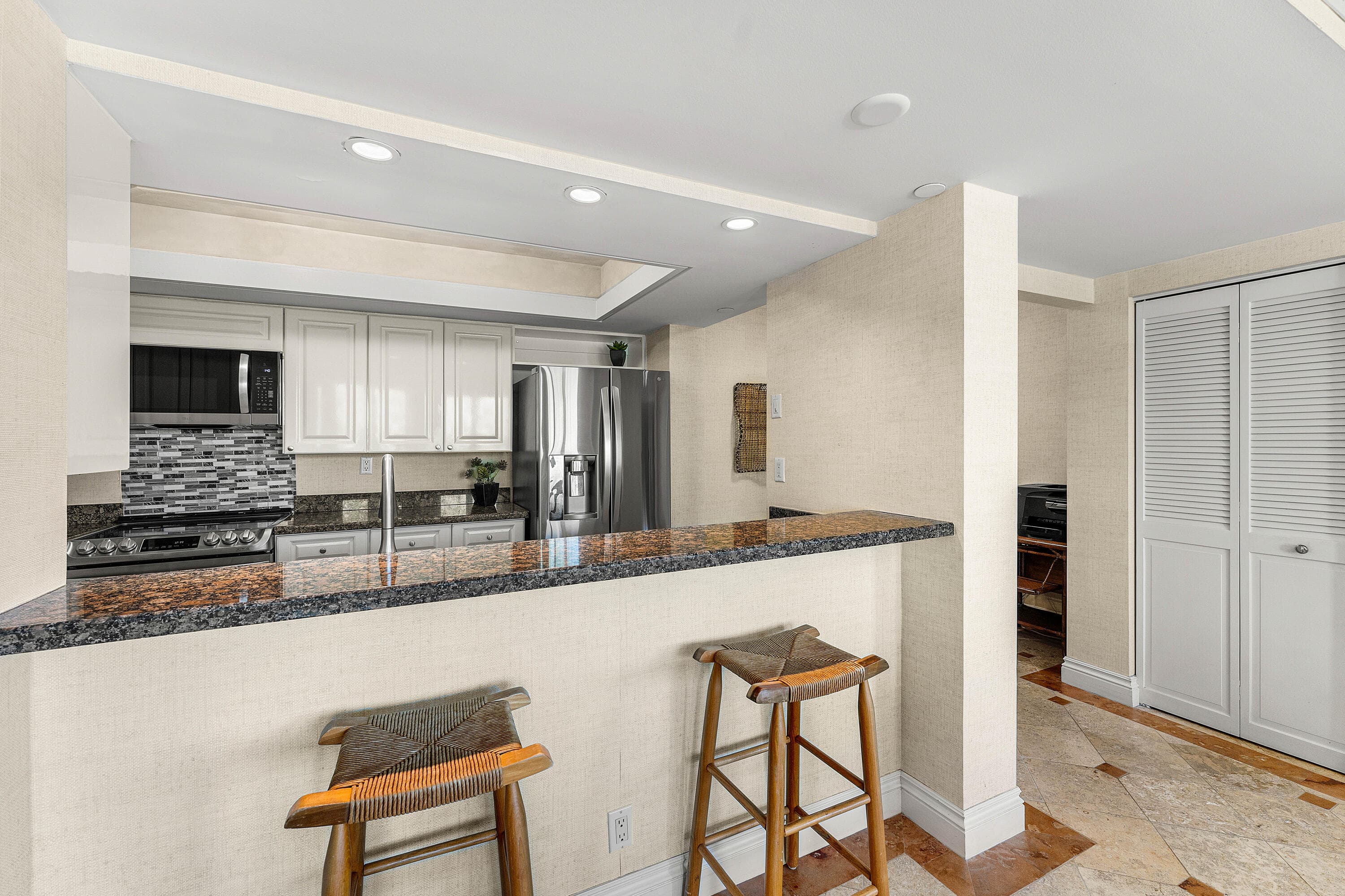100 SE 5th Avenue 410, Boca Raton, FL 33432 17