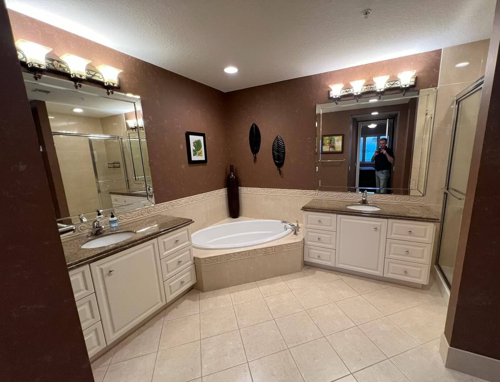20 Harbour Isle Drive W 106, Fort Pierce, FL 34949 30