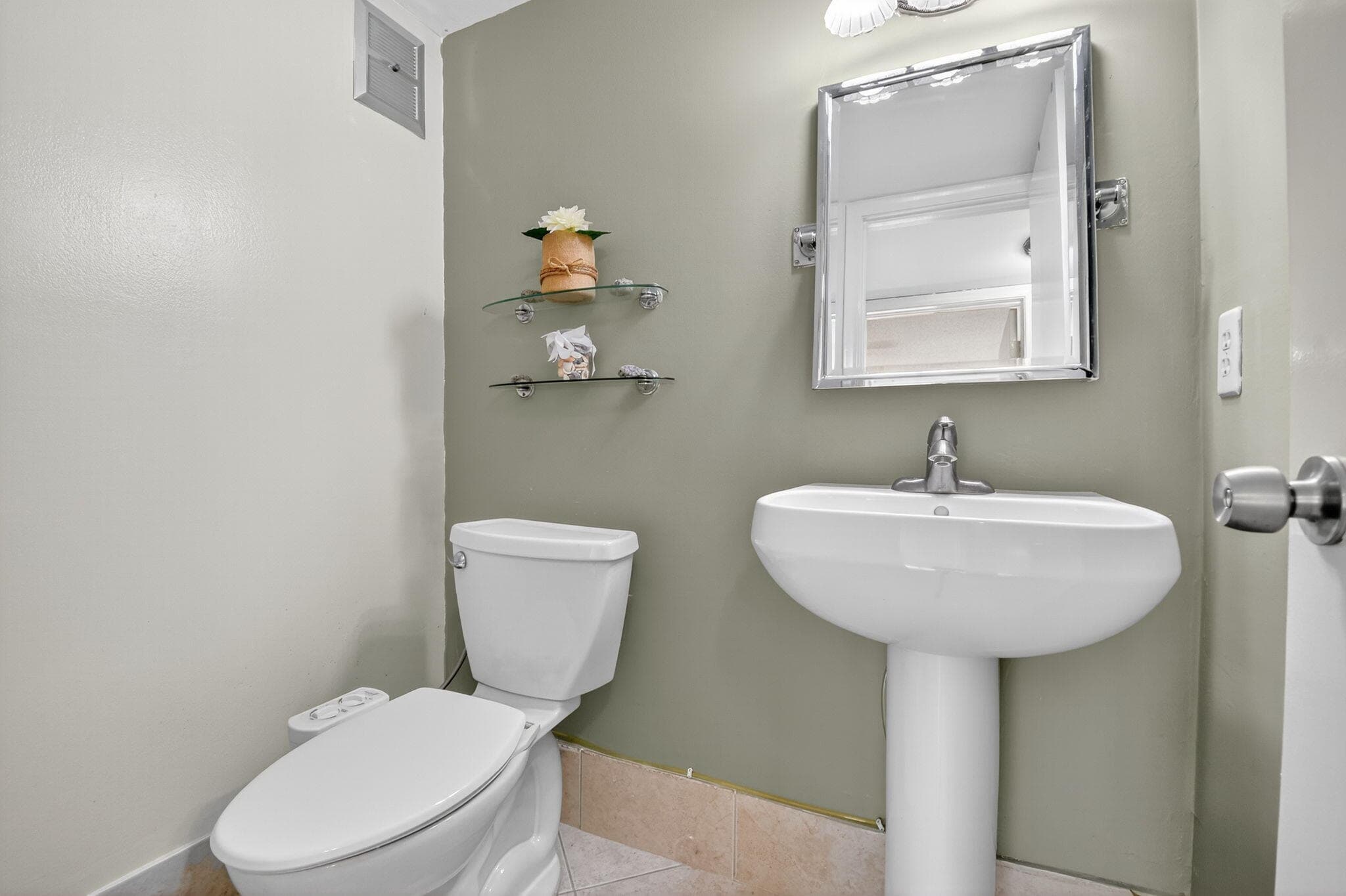 317 N Windsor N N, West Palm Beach, FL 33417 10