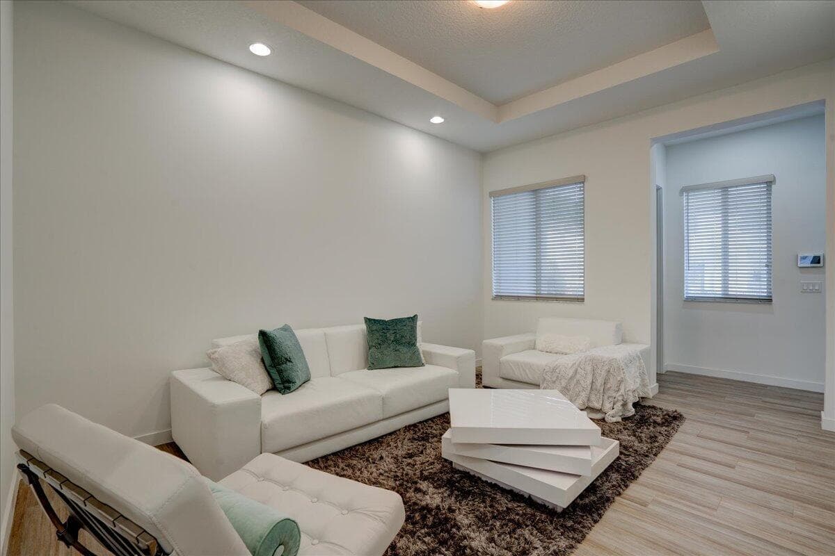 1451 Pioneer Way, Royal Palm Beach, FL 33411 7