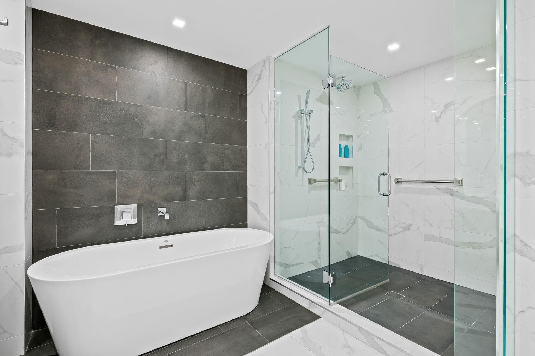 435 Bayshore Drive 302, Fort Lauderdale, FL 33304 16