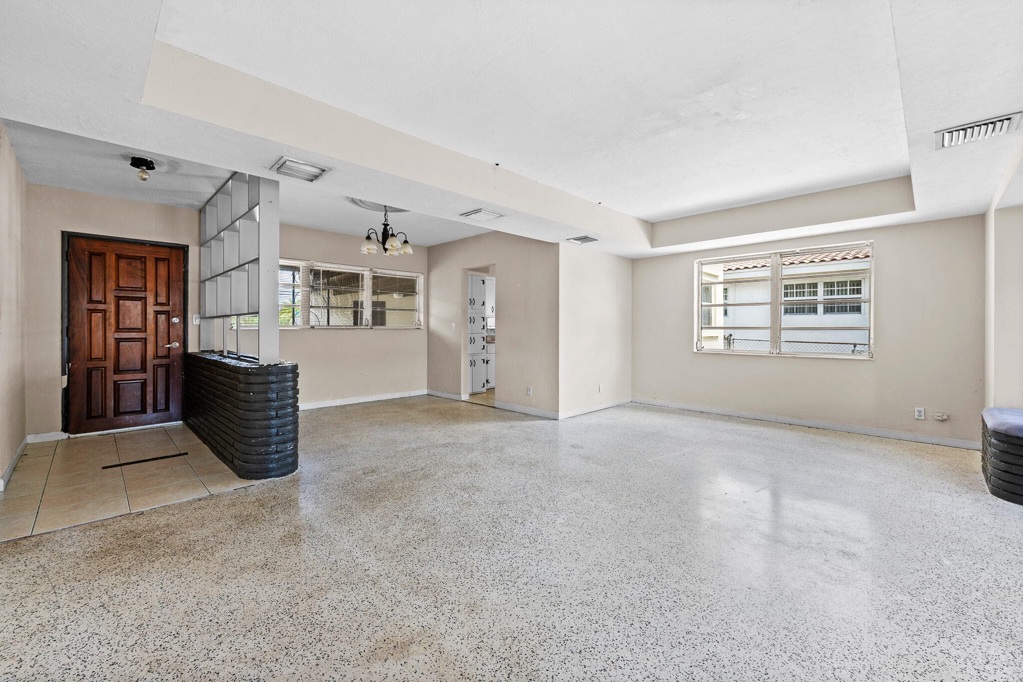 1308 SW 9th Avenue, Fort Lauderdale, FL 33315 8