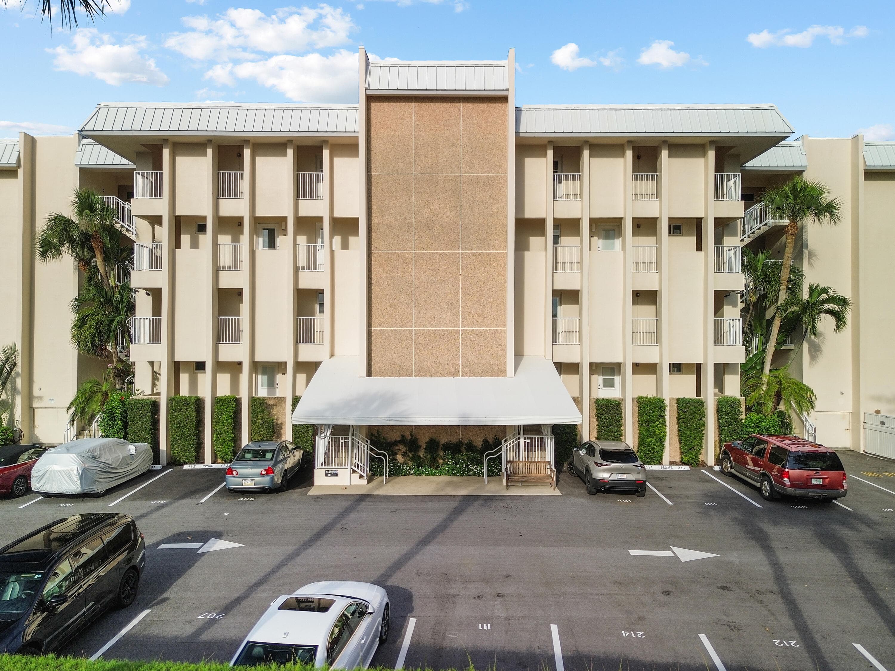 3851 N Ocean Boulevard Unit 404, Delray Beach, FL 33483 14