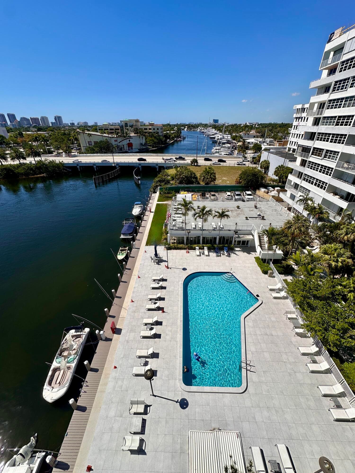 1160 N Federal Highway 517, Fort Lauderdale, FL 33304 2