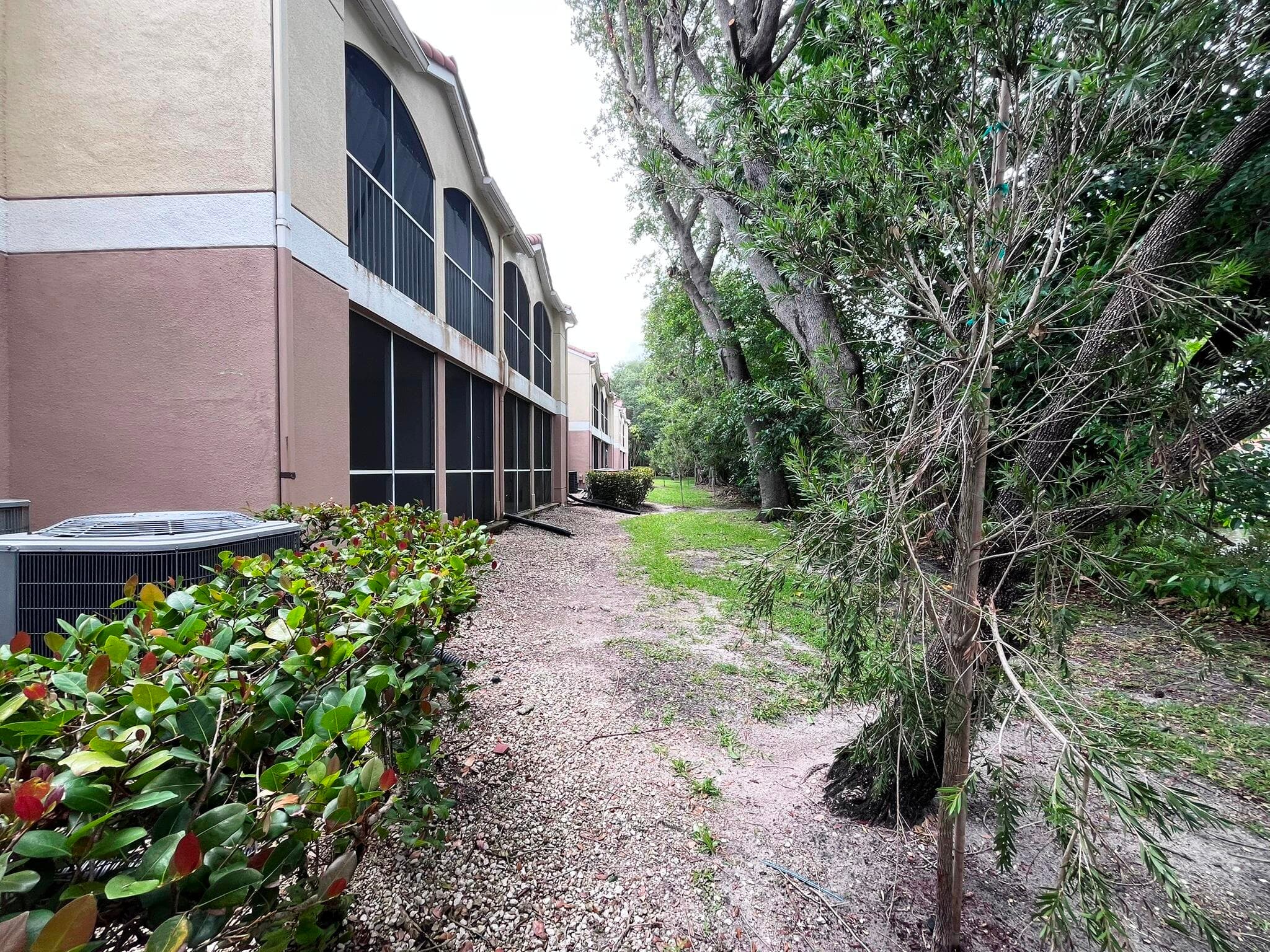 815 W Boynton Beach Boulevard 11-107, Boynton Beach, FL 33426 29