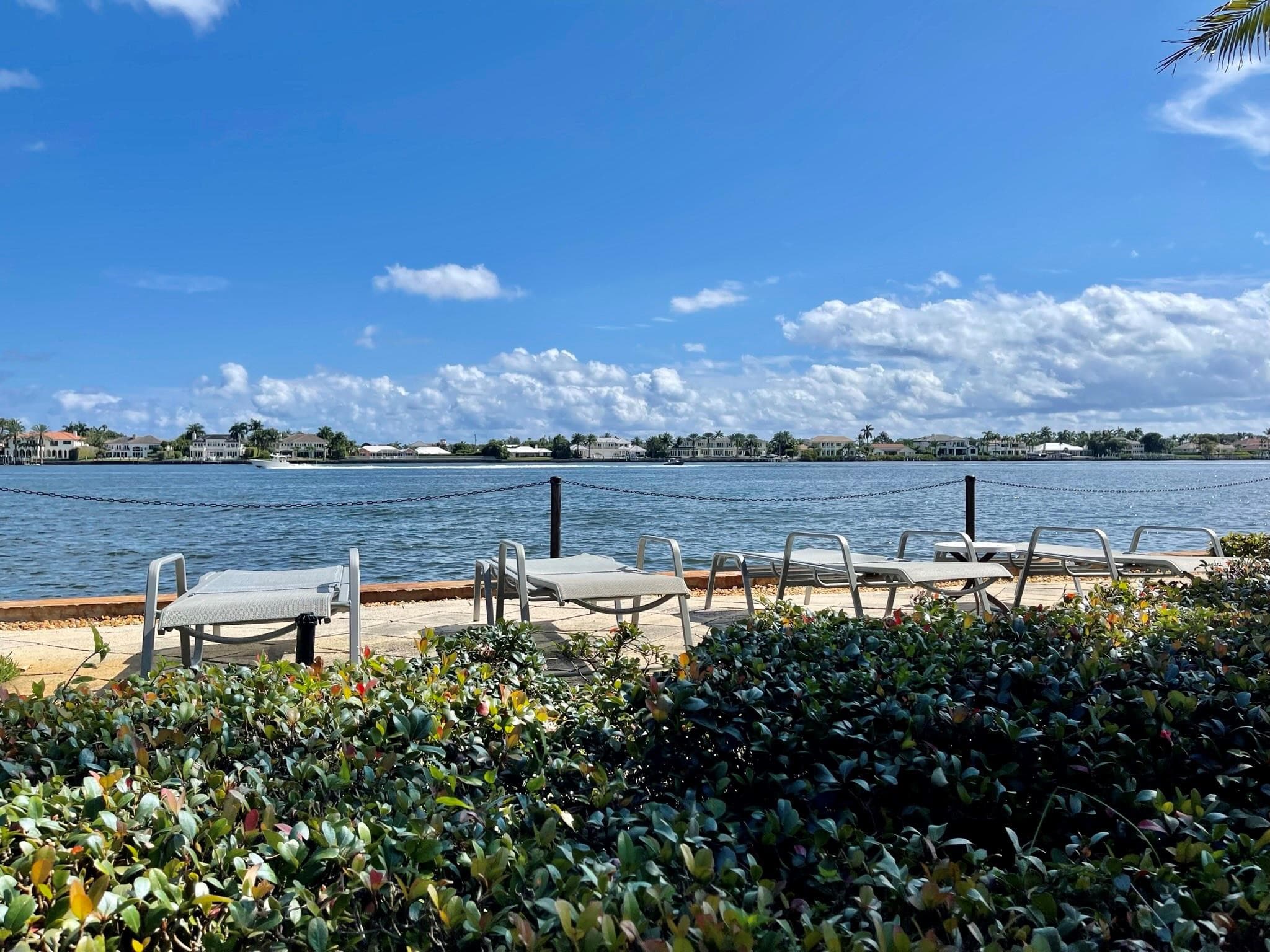120 Yacht Club Way 305, Hypoluxo, FL 33462 32