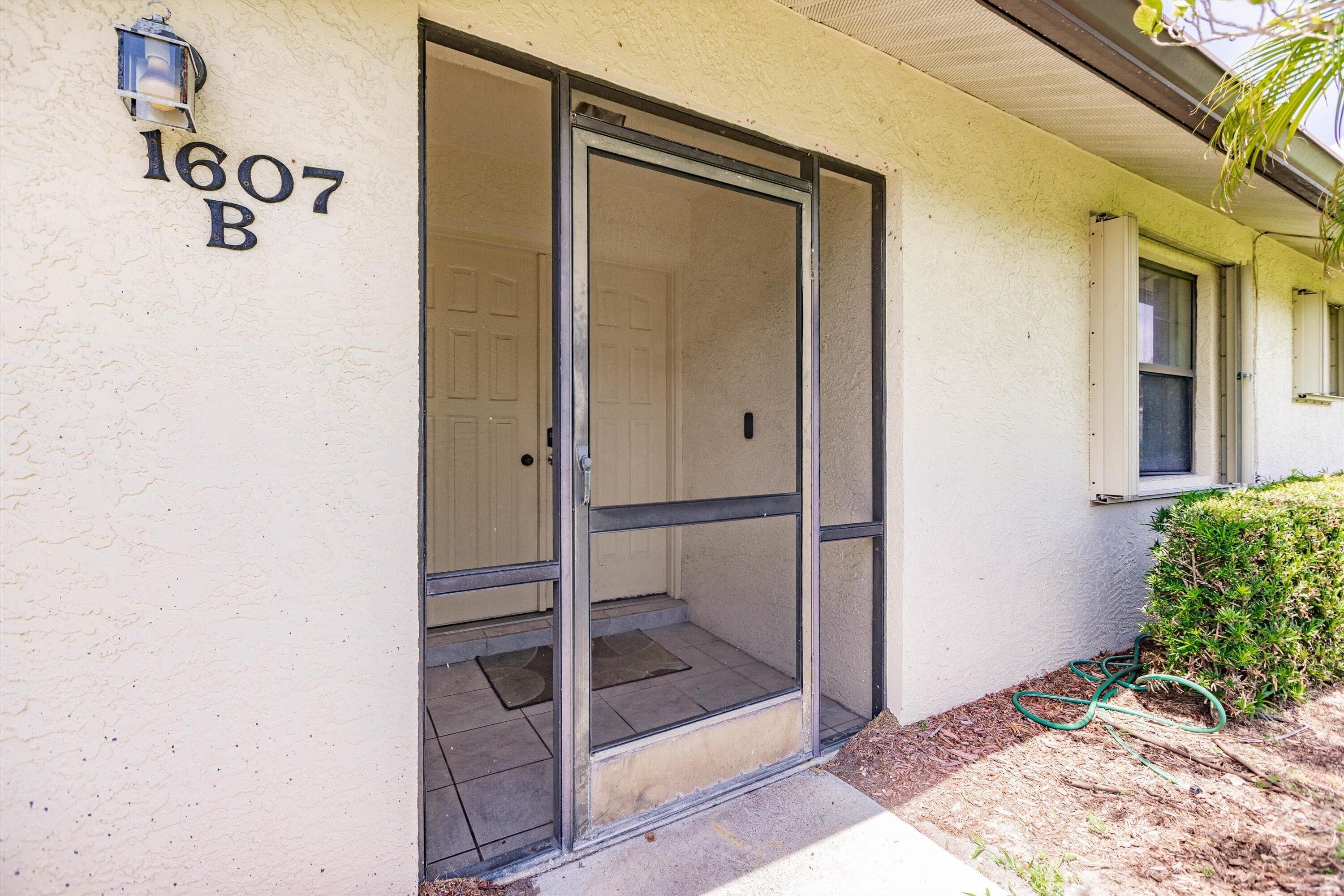 1607 Laurel Leaf Lane B, Fort Pierce, FL 34950 24