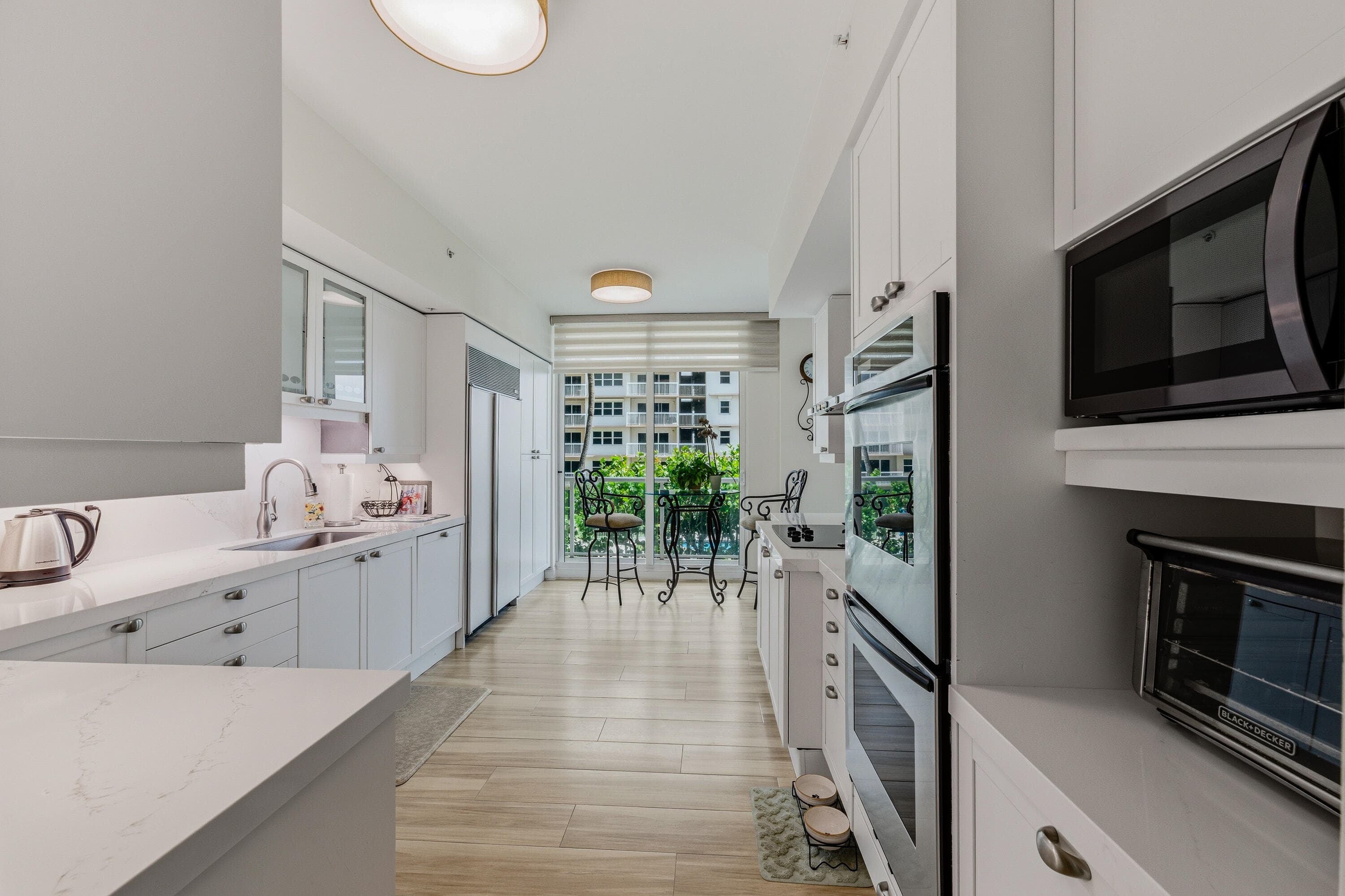 1063 Hillsboro Mile 210, Hillsboro Beach, FL 33062 17