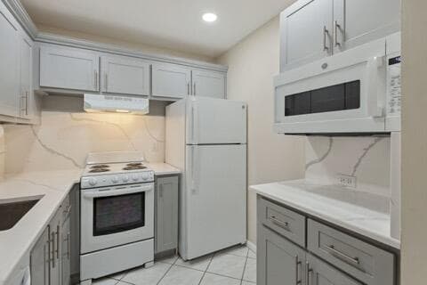 4028 Berkshire B, Deerfield Beach, FL 33442 23