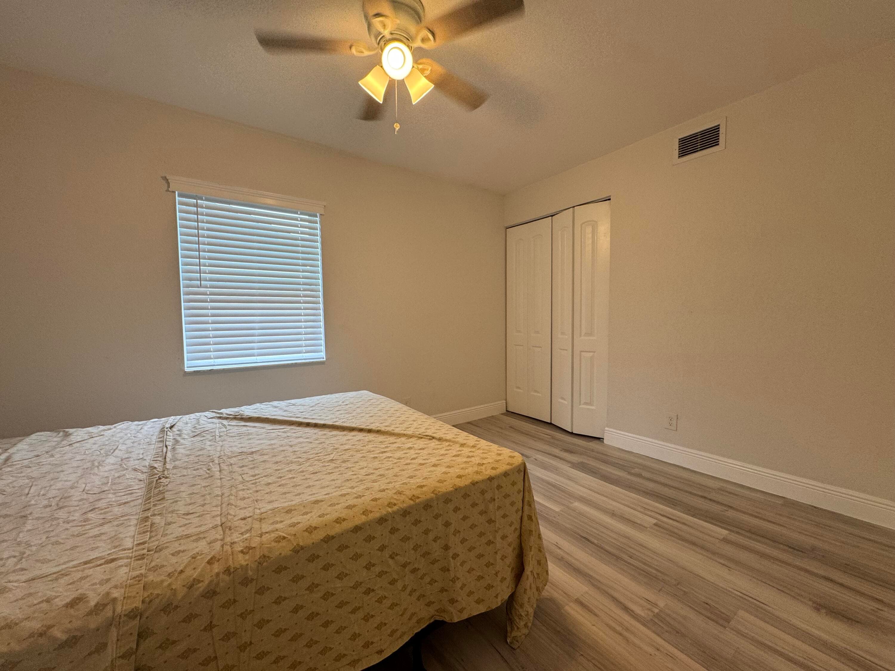 589 Cashiers Drive, West Palm Beach, FL 33413 25