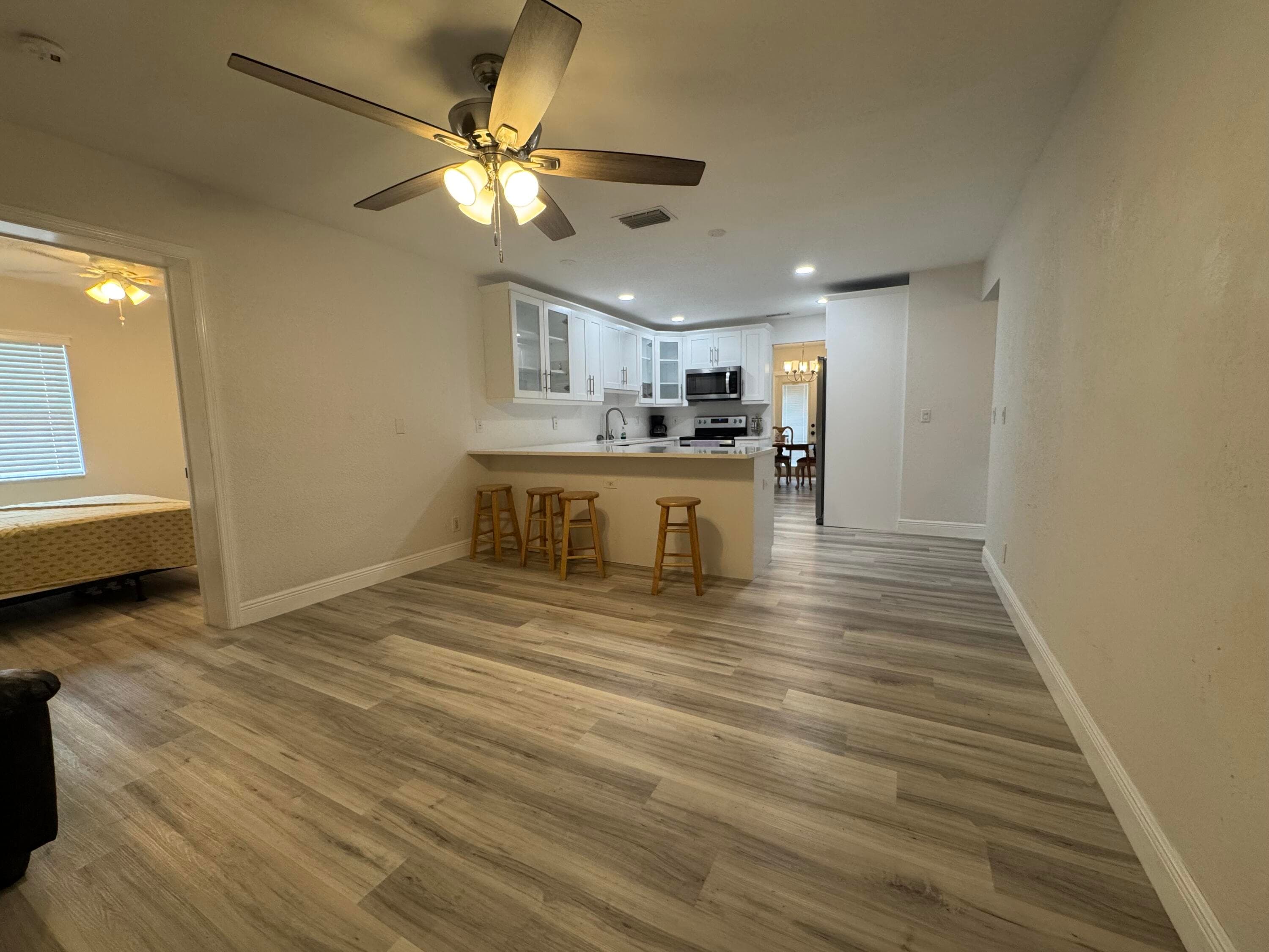 589 Cashiers Drive, West Palm Beach, FL 33413 16