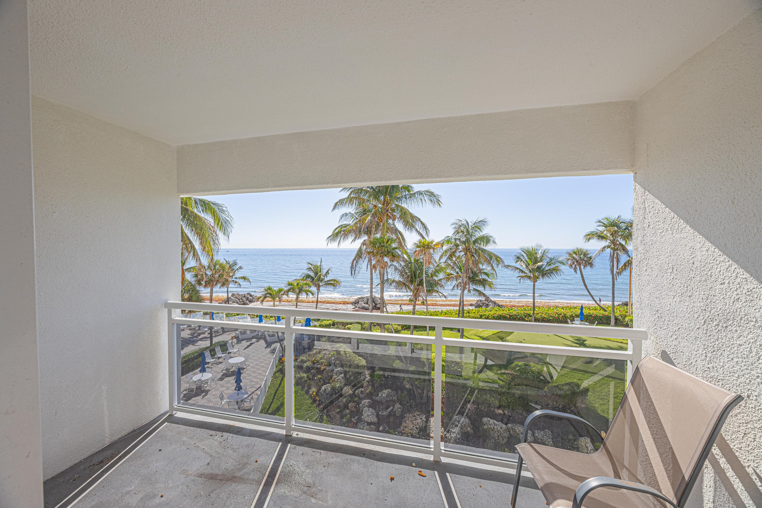 500 SE 21st Avenue 403, Deerfield Beach, FL 33441 4