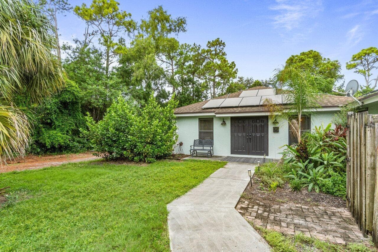 3303 Custer Avenue, Lake Worth, FL 33467 11