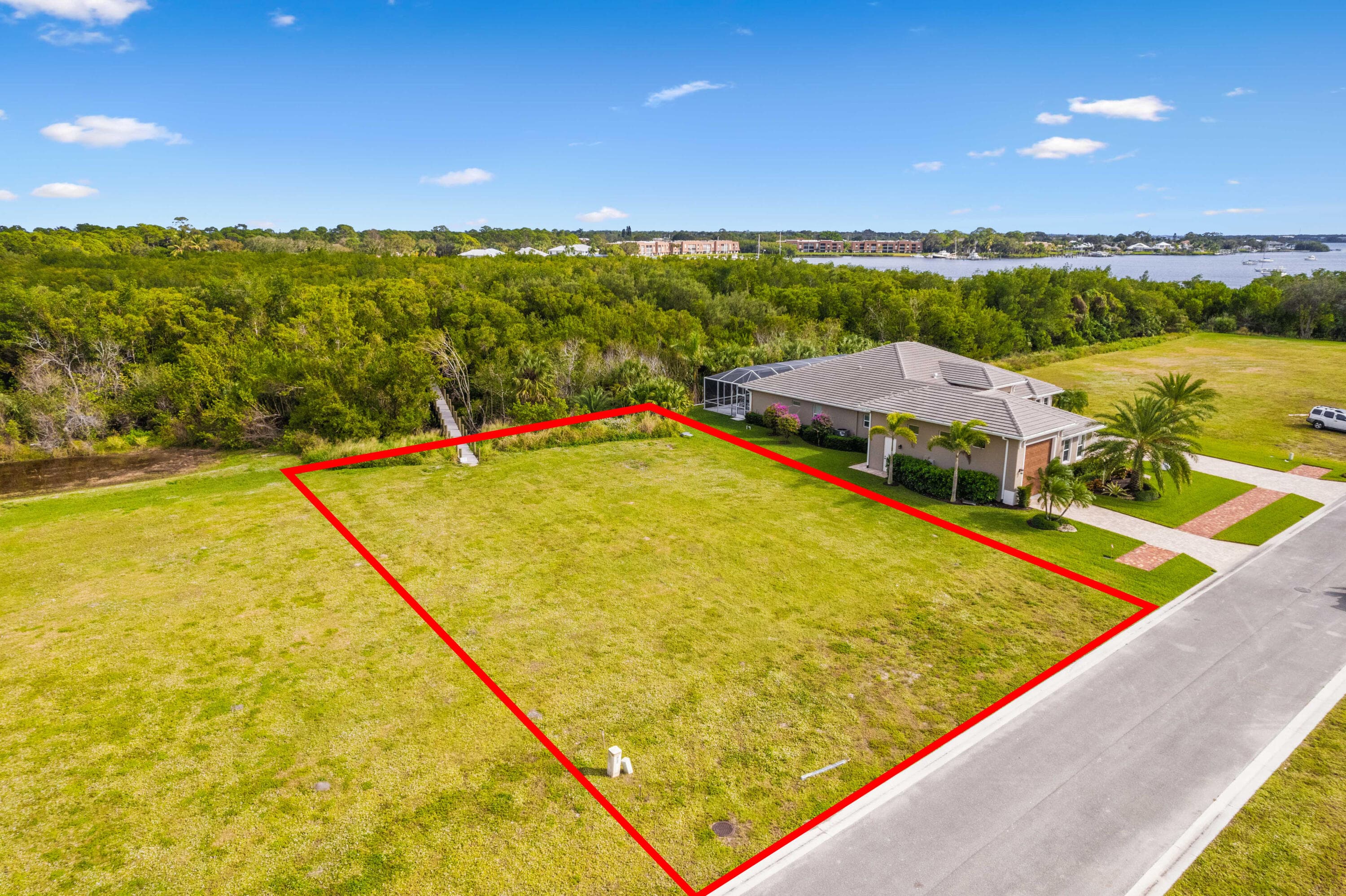 206 SE Fiore Bello SE, Port St. Lucie, FL 34952 7