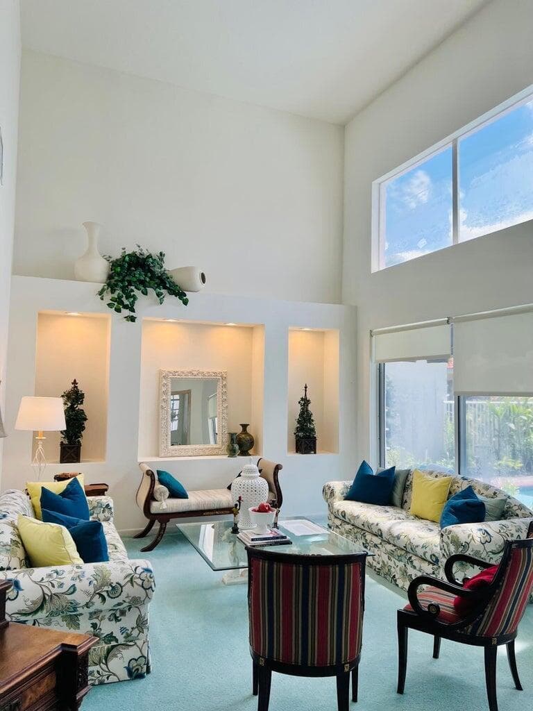17275 Ventana Drive, Boca Raton, FL 33487 4