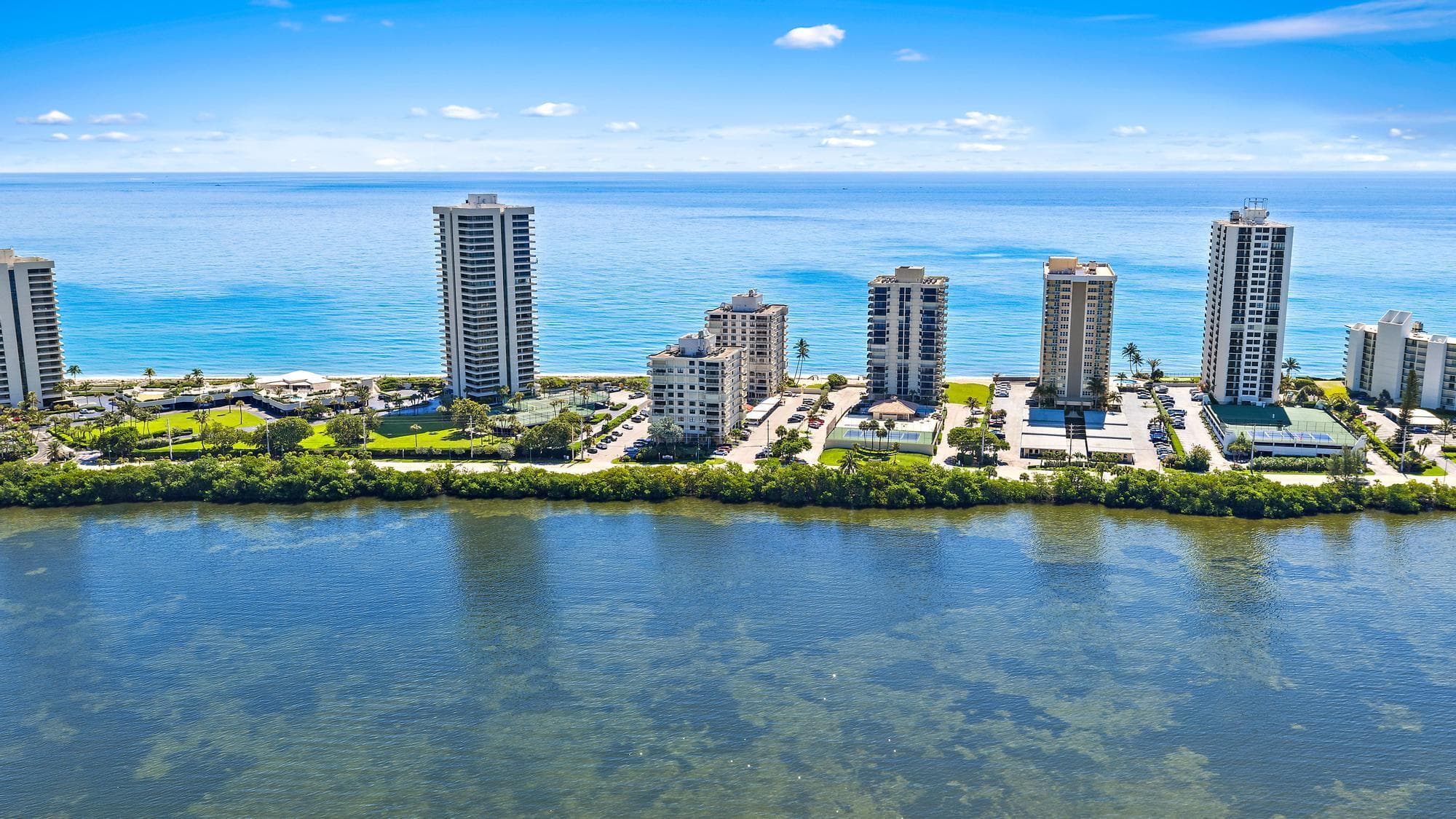 5480 N Ocean Drive A5b, Singer Island, FL 33404 30