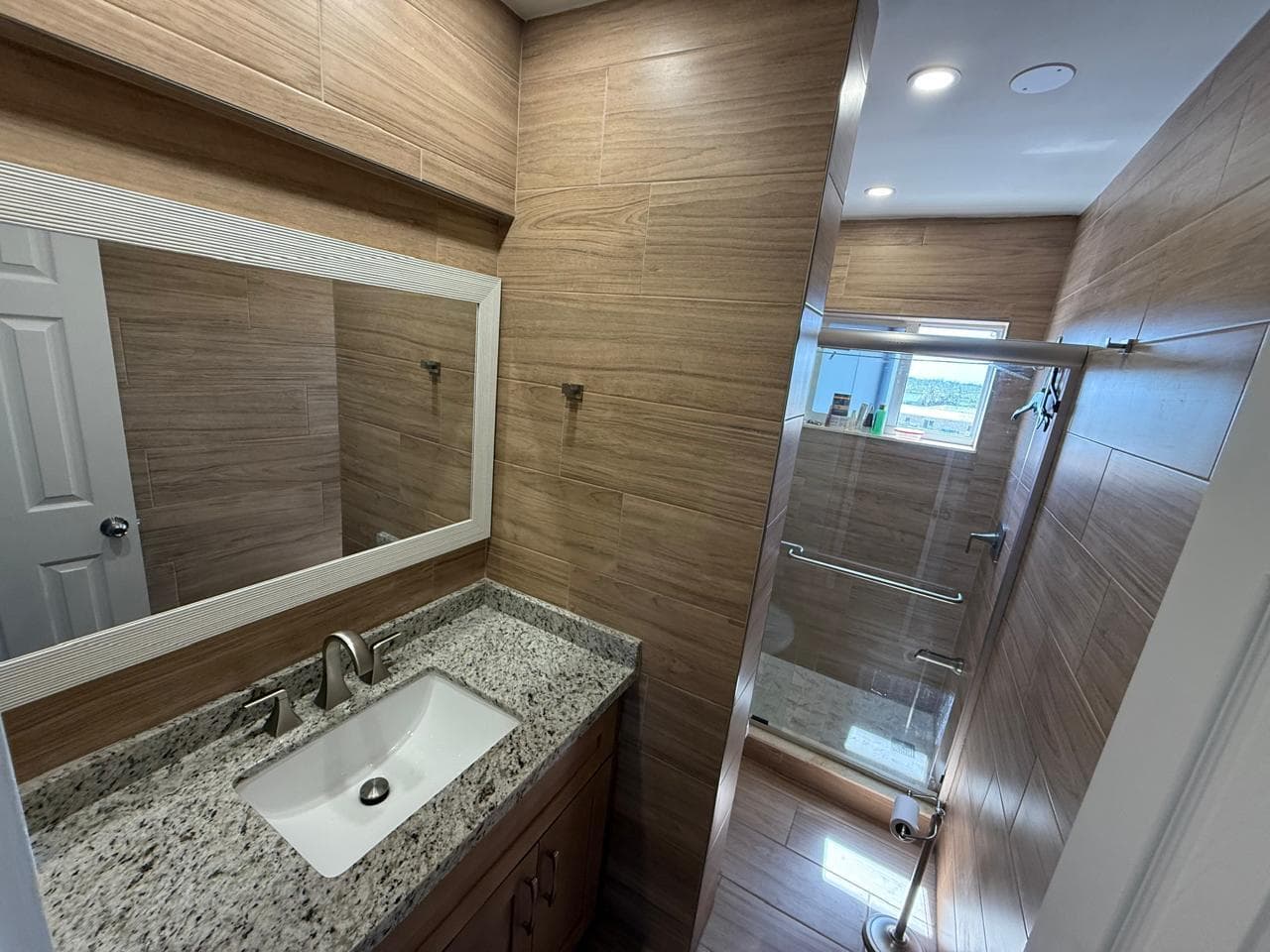 1815 N Surf Road 402, Hollywood, FL 33019 26