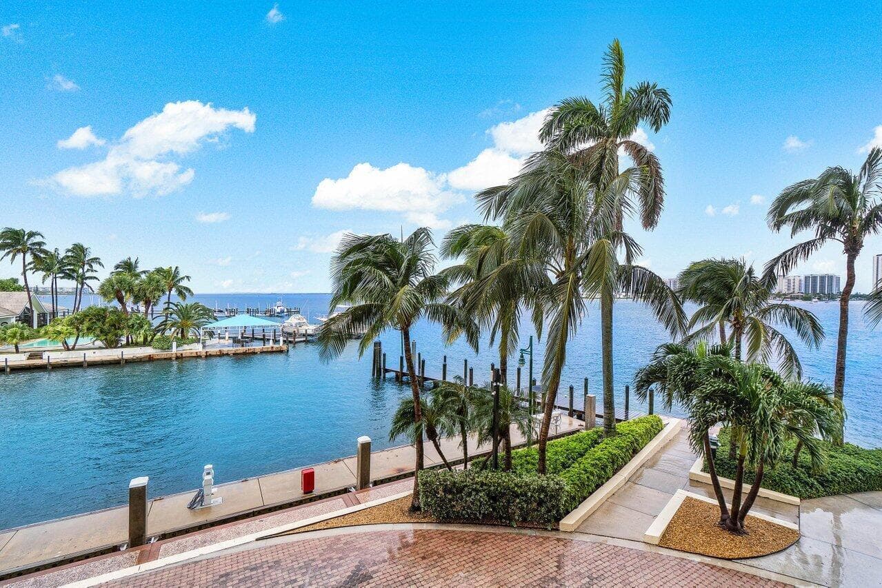 2650 Lake Shore Drive 206, Riviera Beach, FL 33404 31