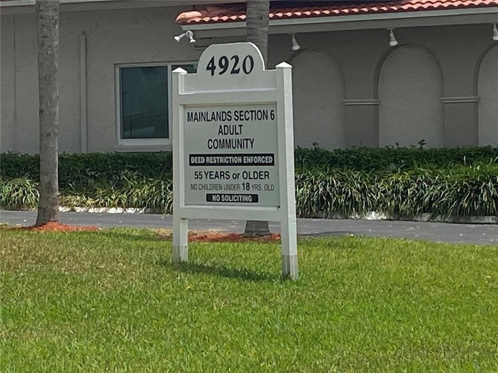 4906 NW 53rd Court, Tamarac, FL 33319 21
