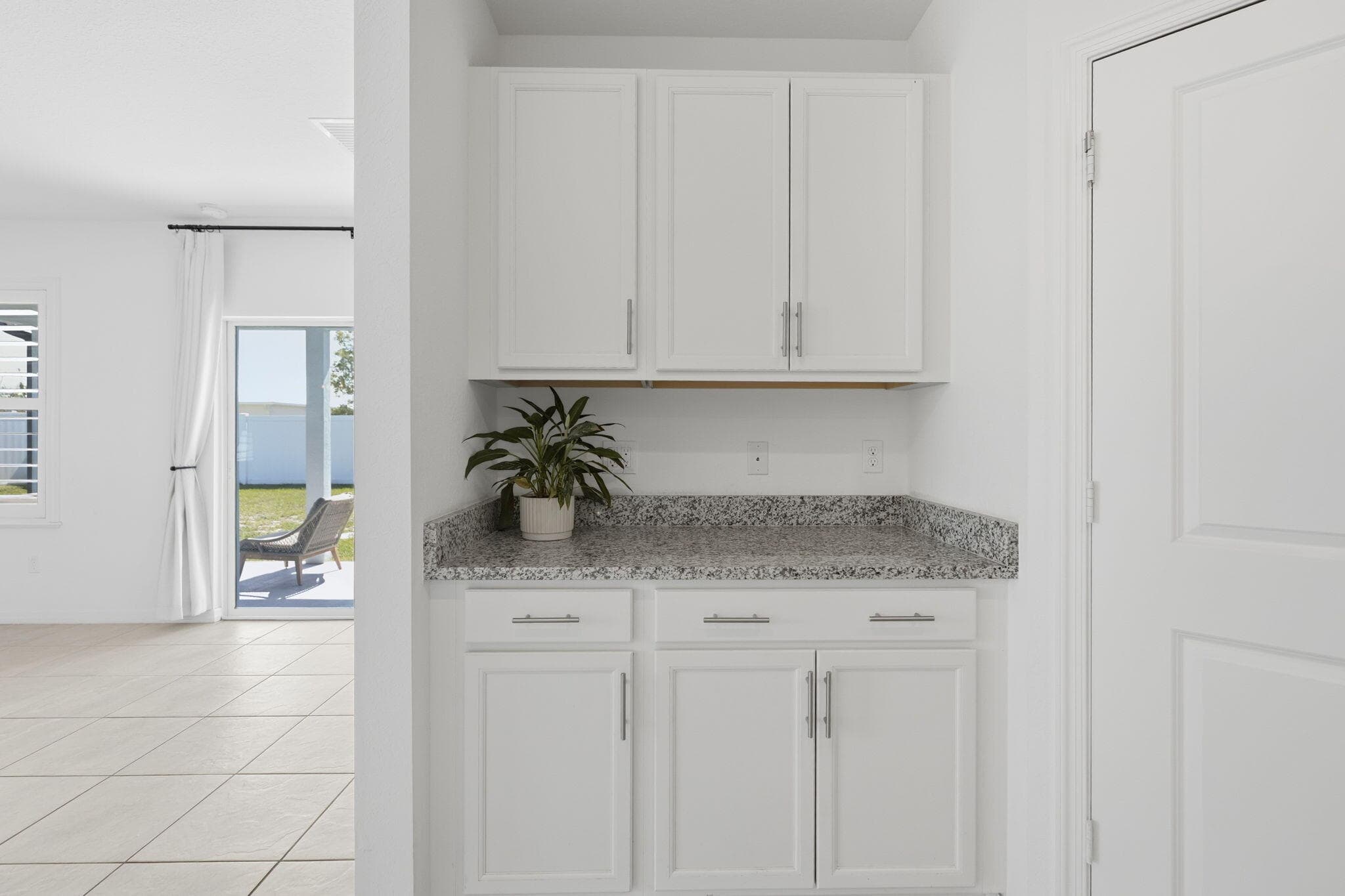 4633 SW Savona Boulevard, Port St. Lucie, FL 34953 9