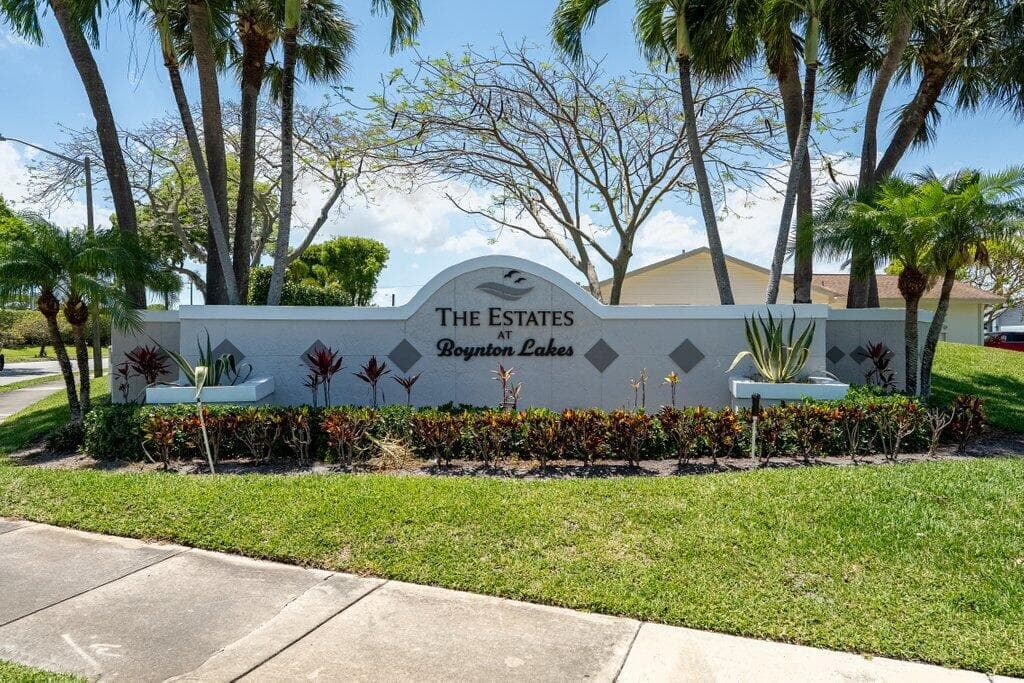 1 Afton Place, Boynton Beach, FL 33426 58