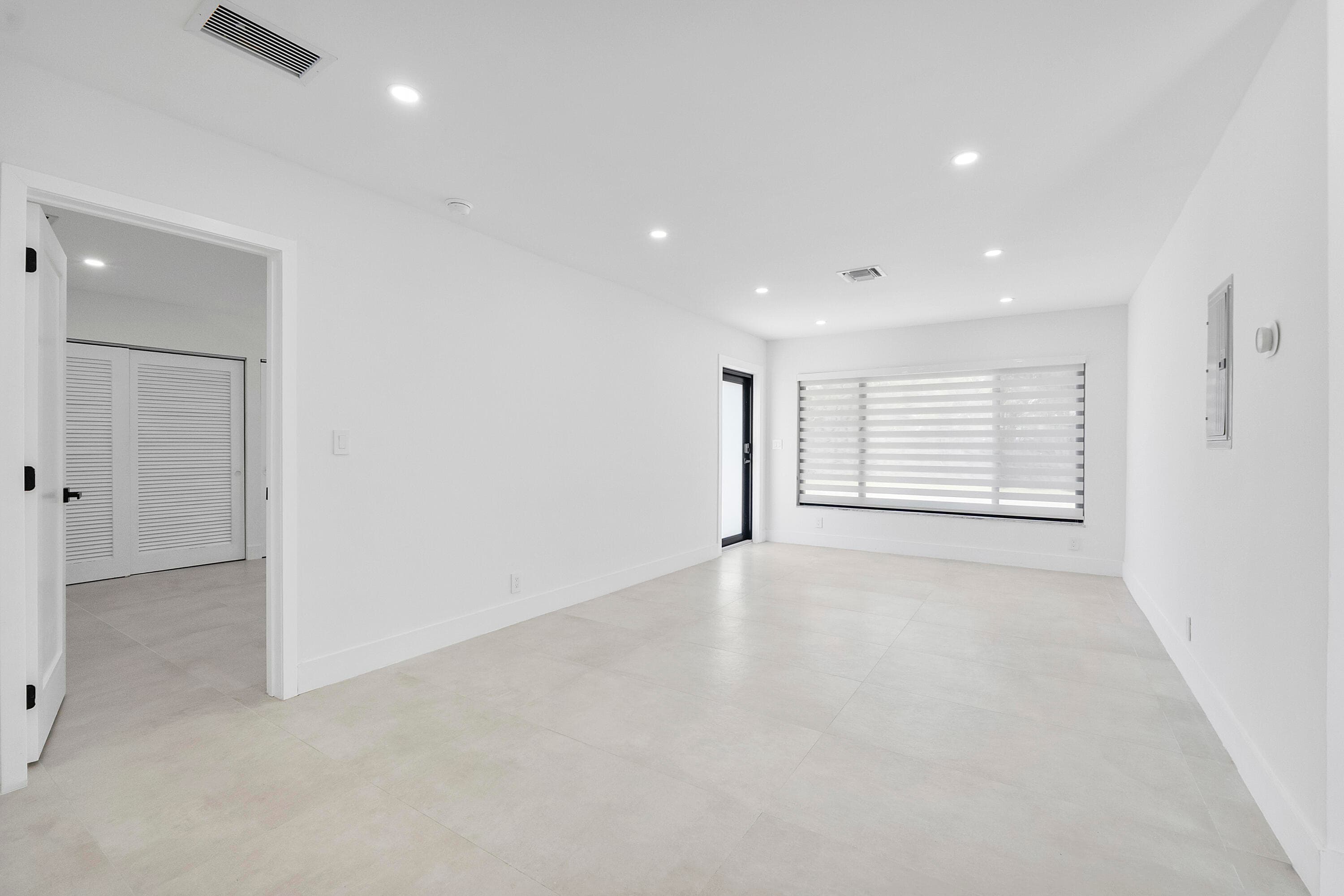 491 SE 19th Avenue, Pompano Beach, FL 33060 25