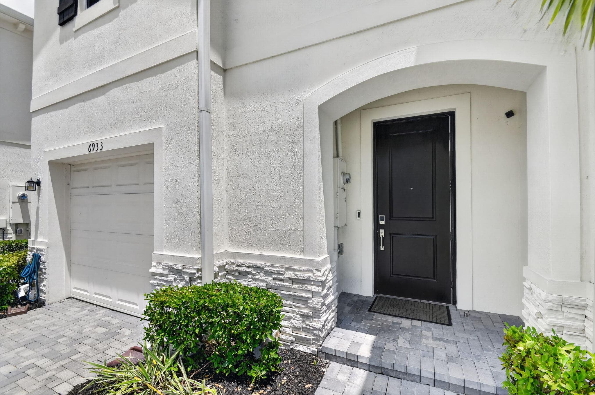 6933 N Harbours Edge Avenue, Lake Worth, FL 33467 4