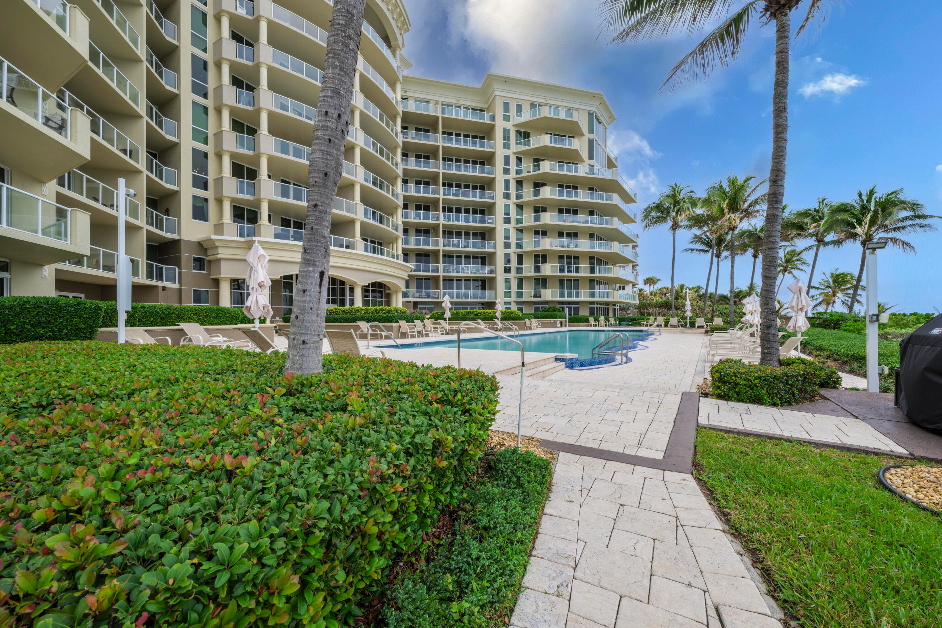 1063 Hillsboro Mile 210, Hillsboro Beach, FL 33062 53