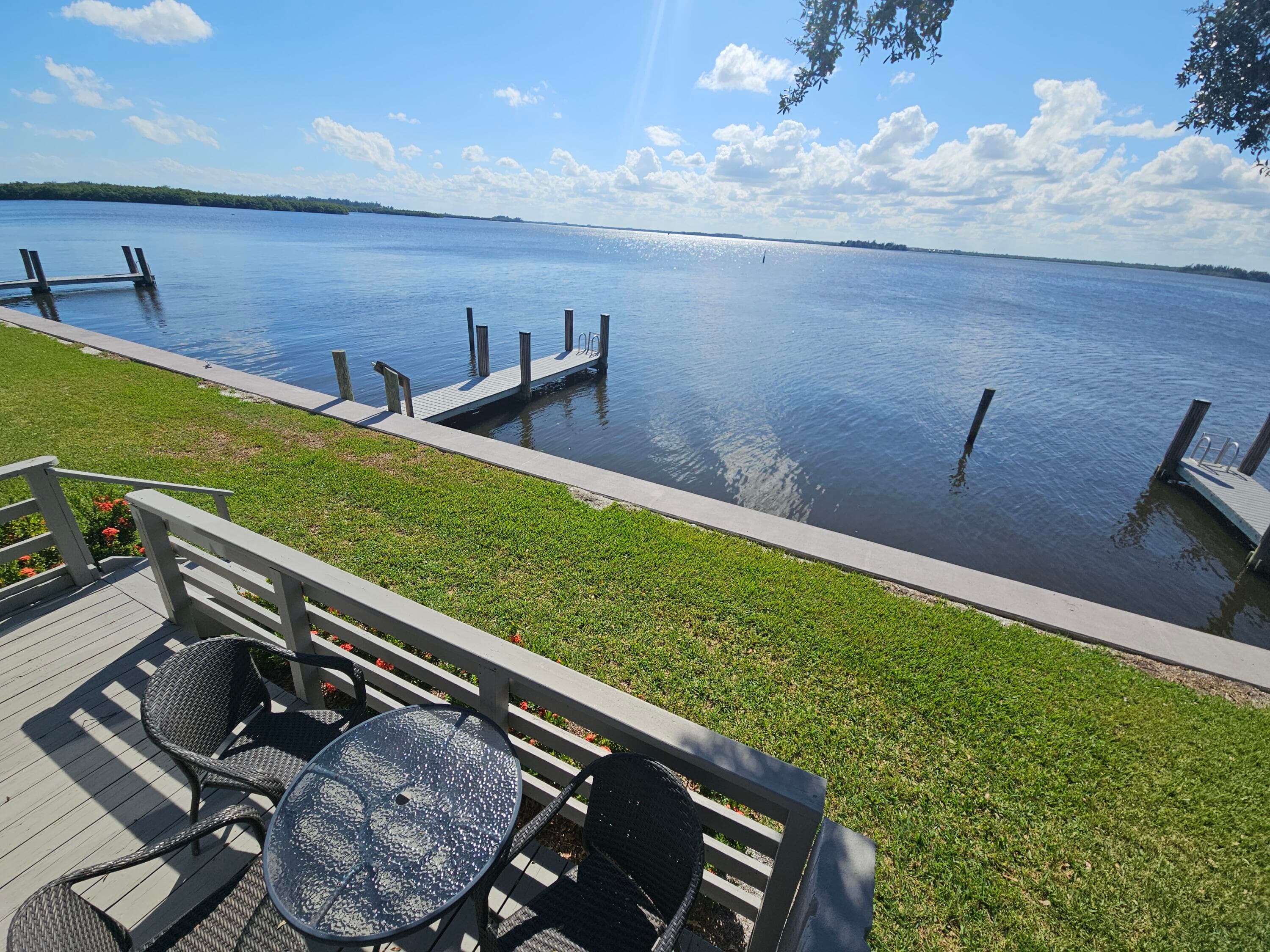 201 Spyglass Lane, Vero Beach, FL 32963