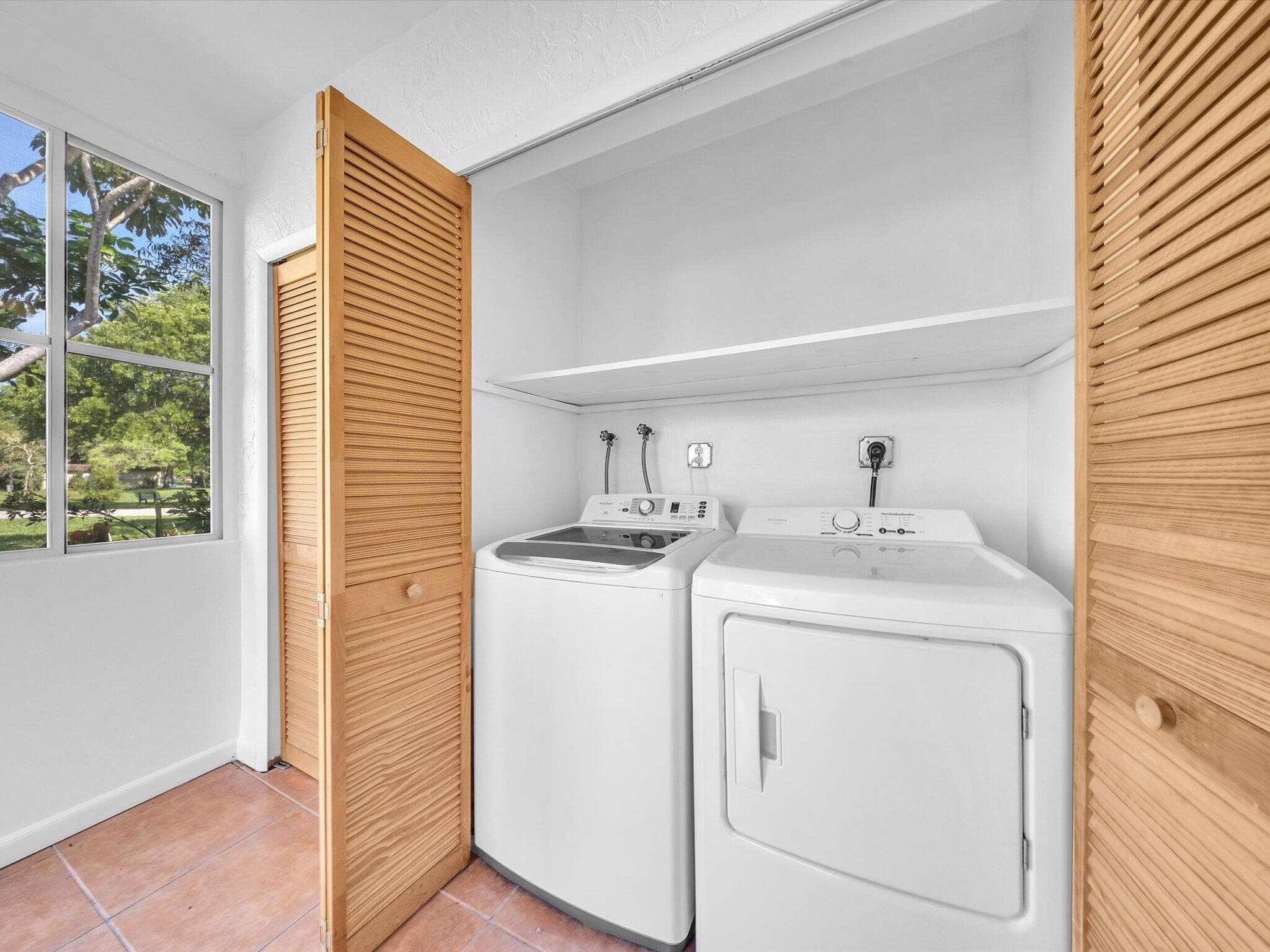 417 SW Natura Avenue B, Deerfield Beach, FL 33441 20