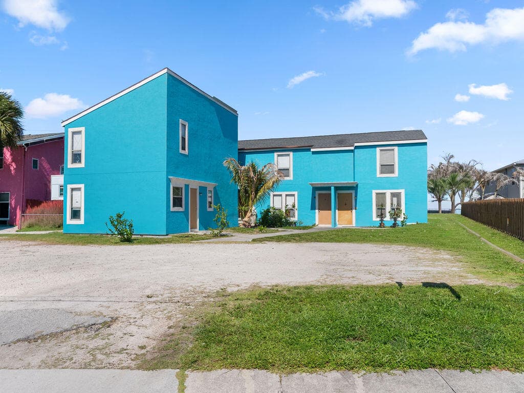 642 & 646 Eldorado Street, Fort Pierce, FL