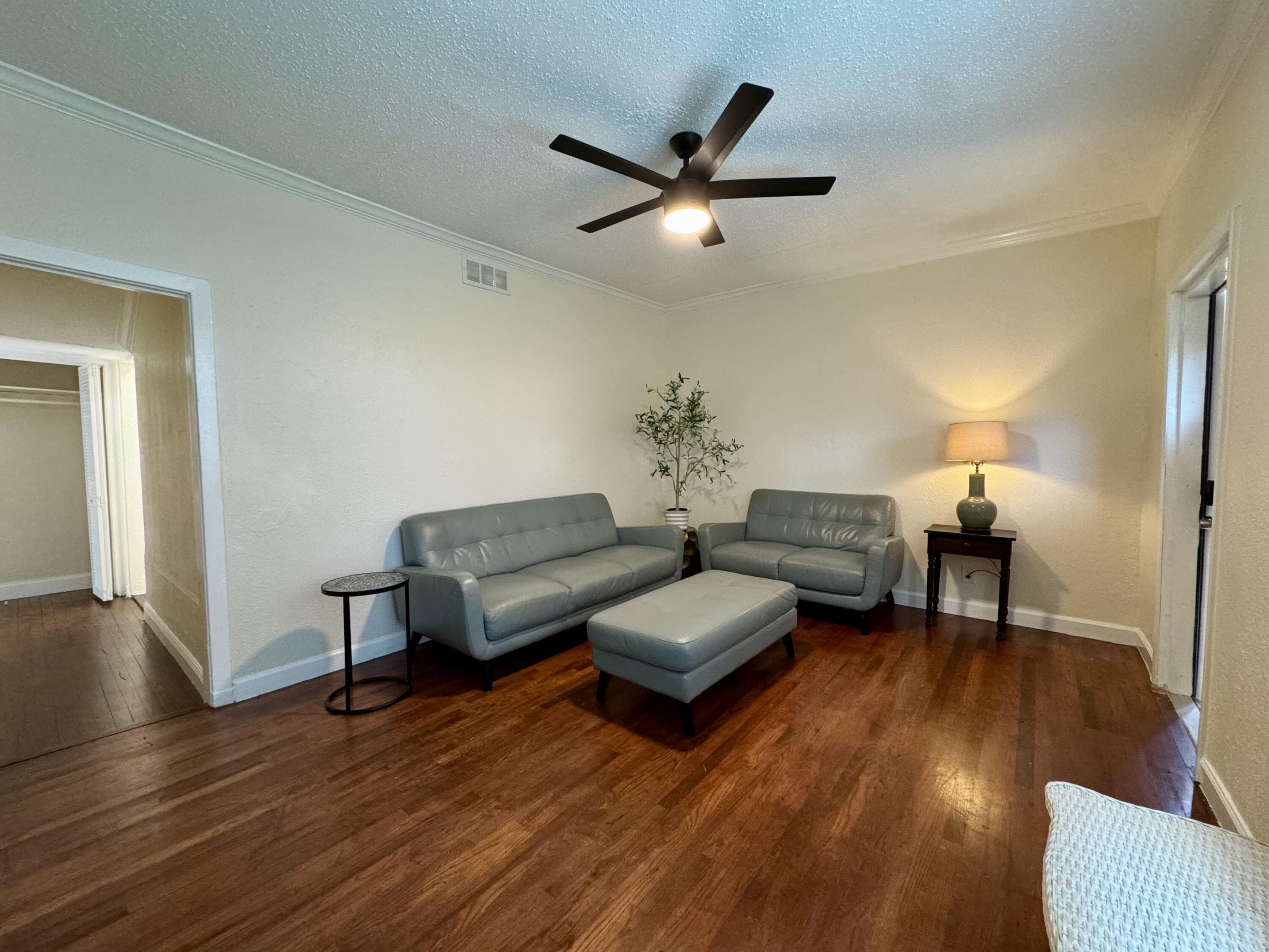 415 31st Street 1-6, West Palm Beach, FL 4