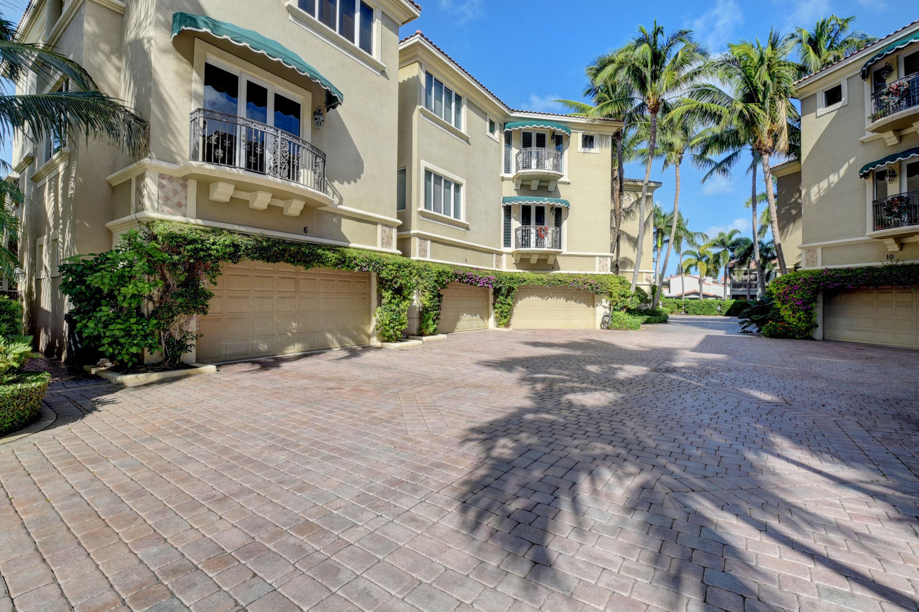 921 Osceola Drive Unit 4, Boca Raton, FL 33432